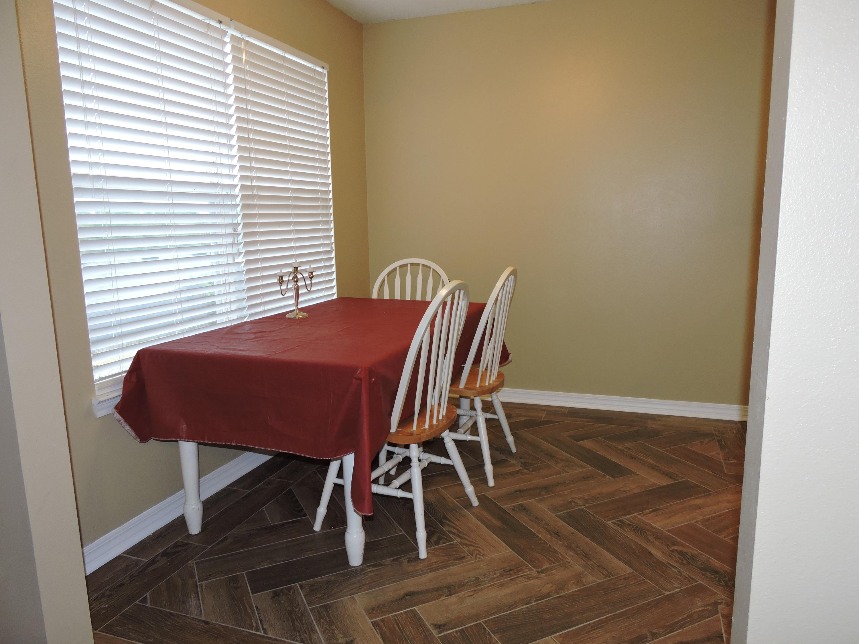 COUNTRYVIEW ESTATES 10TH ADDN - Residential