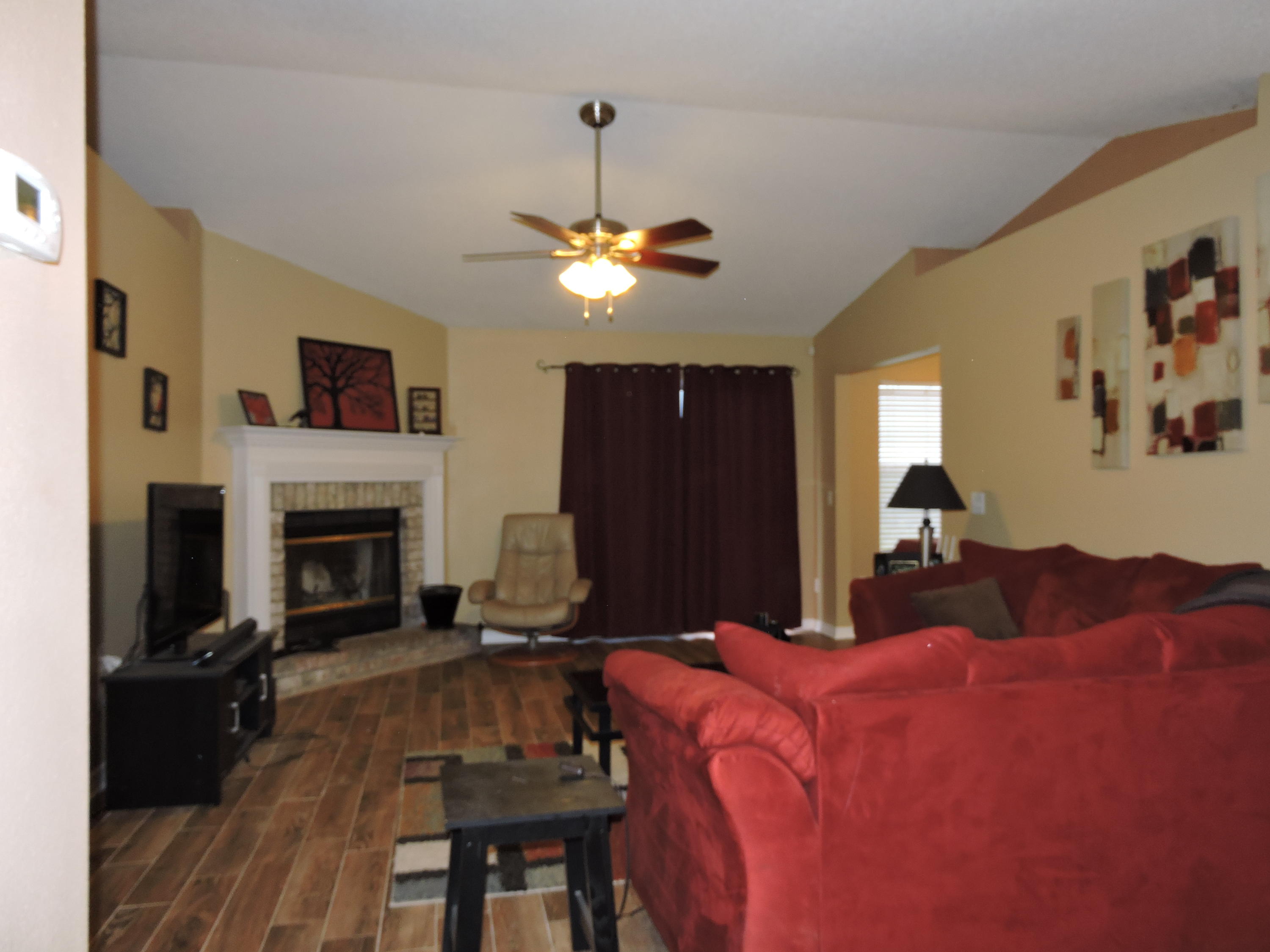 COUNTRYVIEW ESTATES 10TH ADDN - Residential