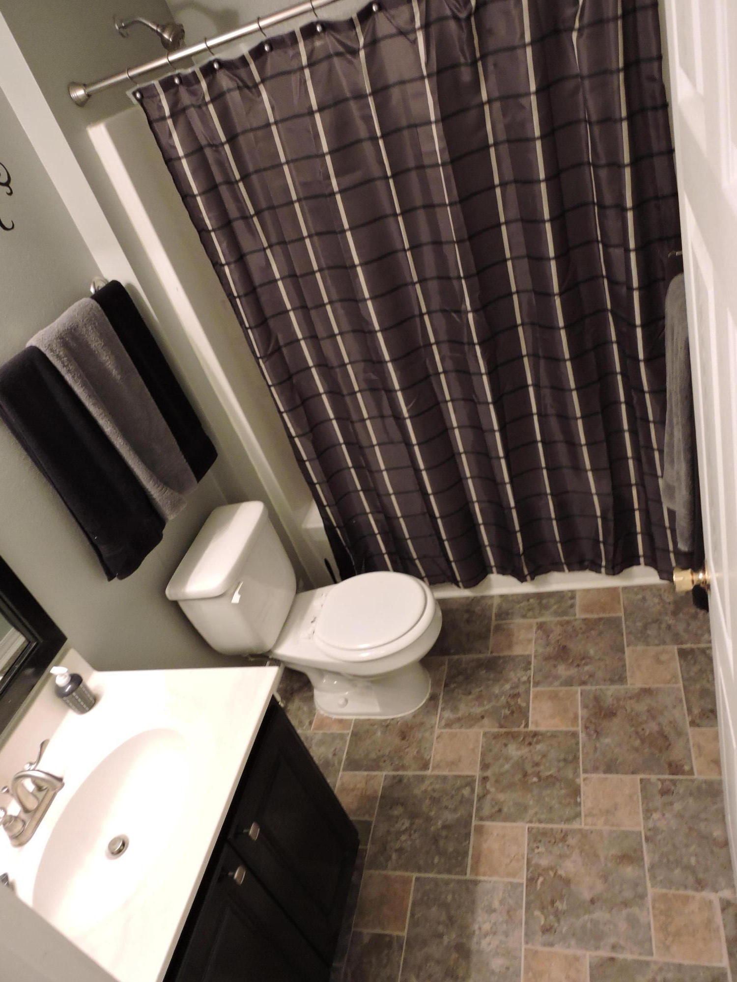 COUNTRYVIEW ESTATES 10TH ADDN - Residential