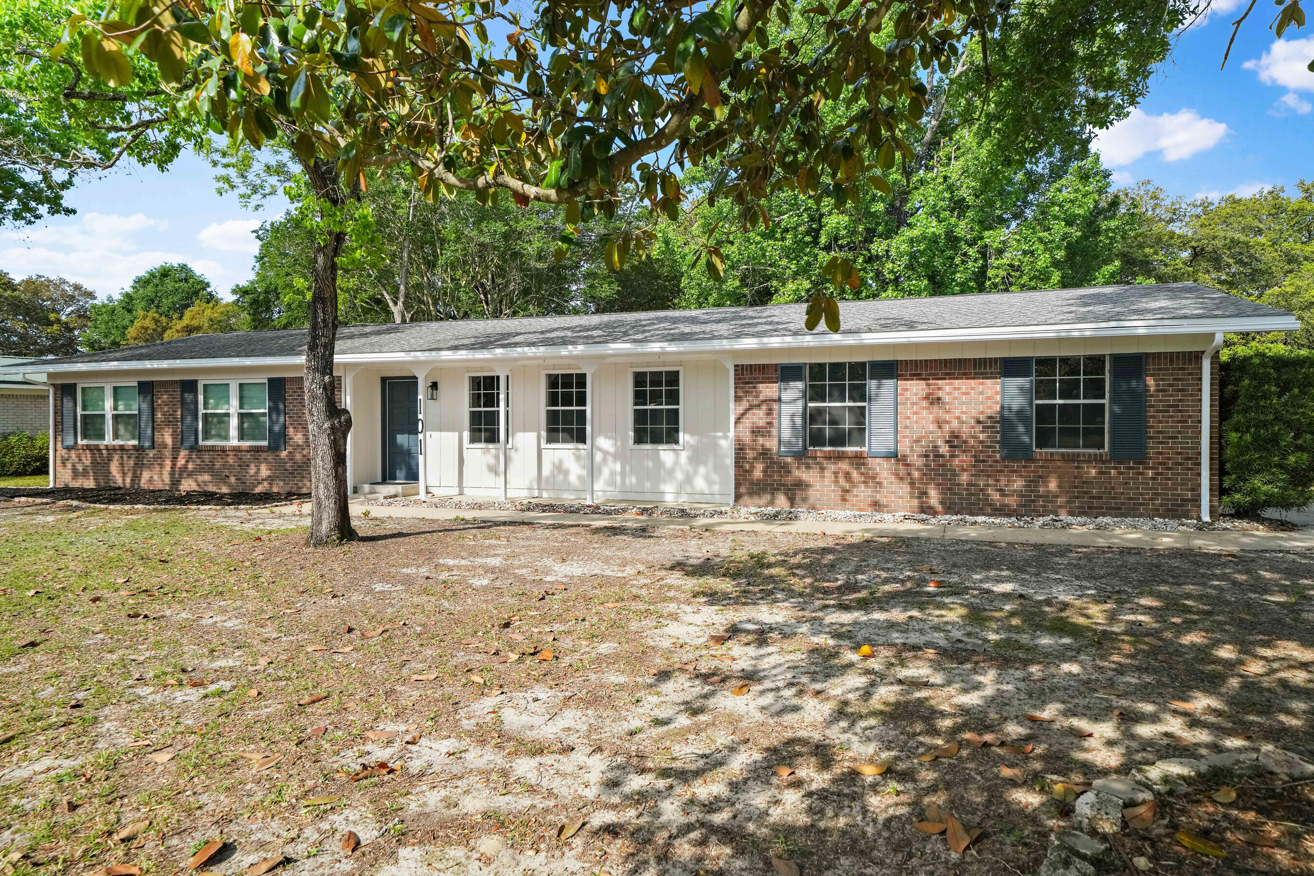 Sherwood Forest (Creekside) - Residential