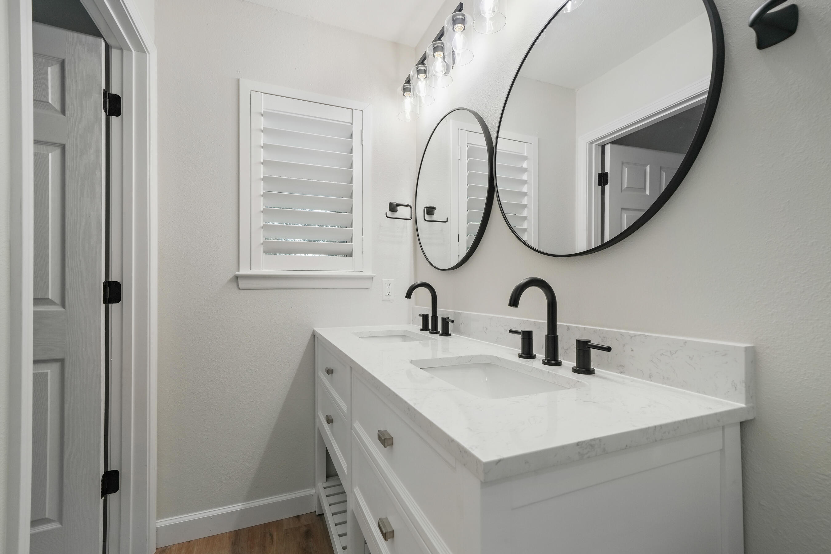 Sherwood Forest (Creekside) - Residential