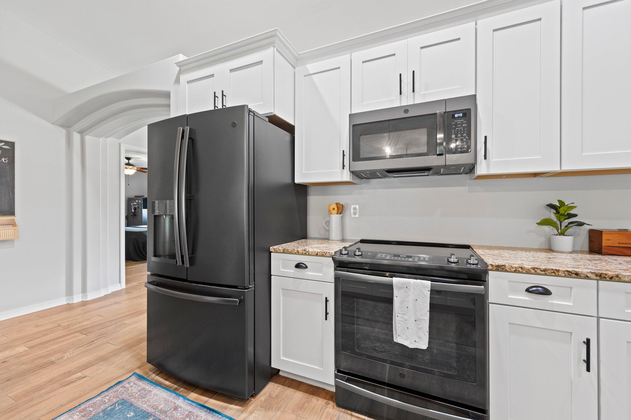 HOLLEY BY THE SEA - Residential