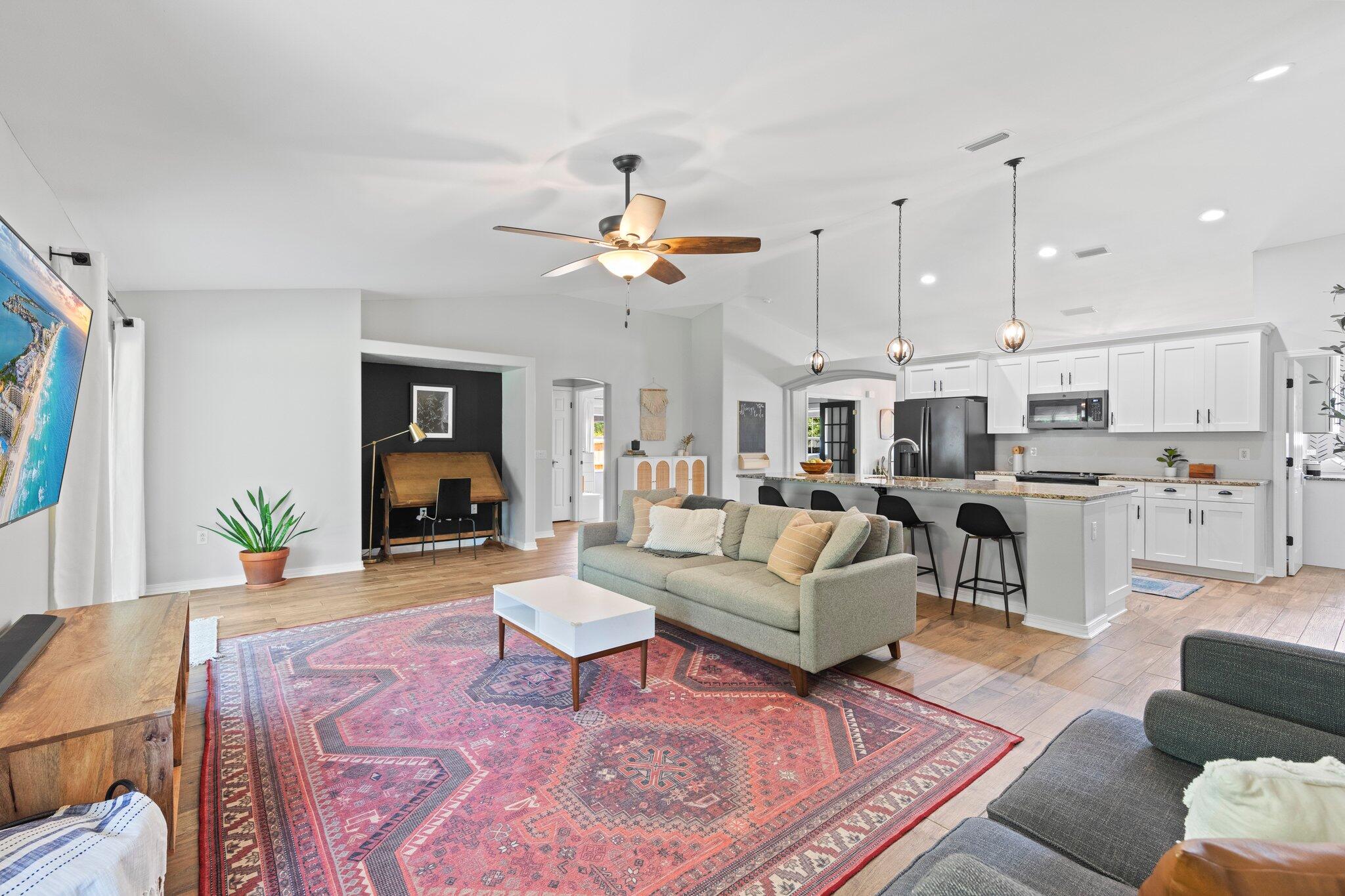 HOLLEY BY THE SEA - Residential