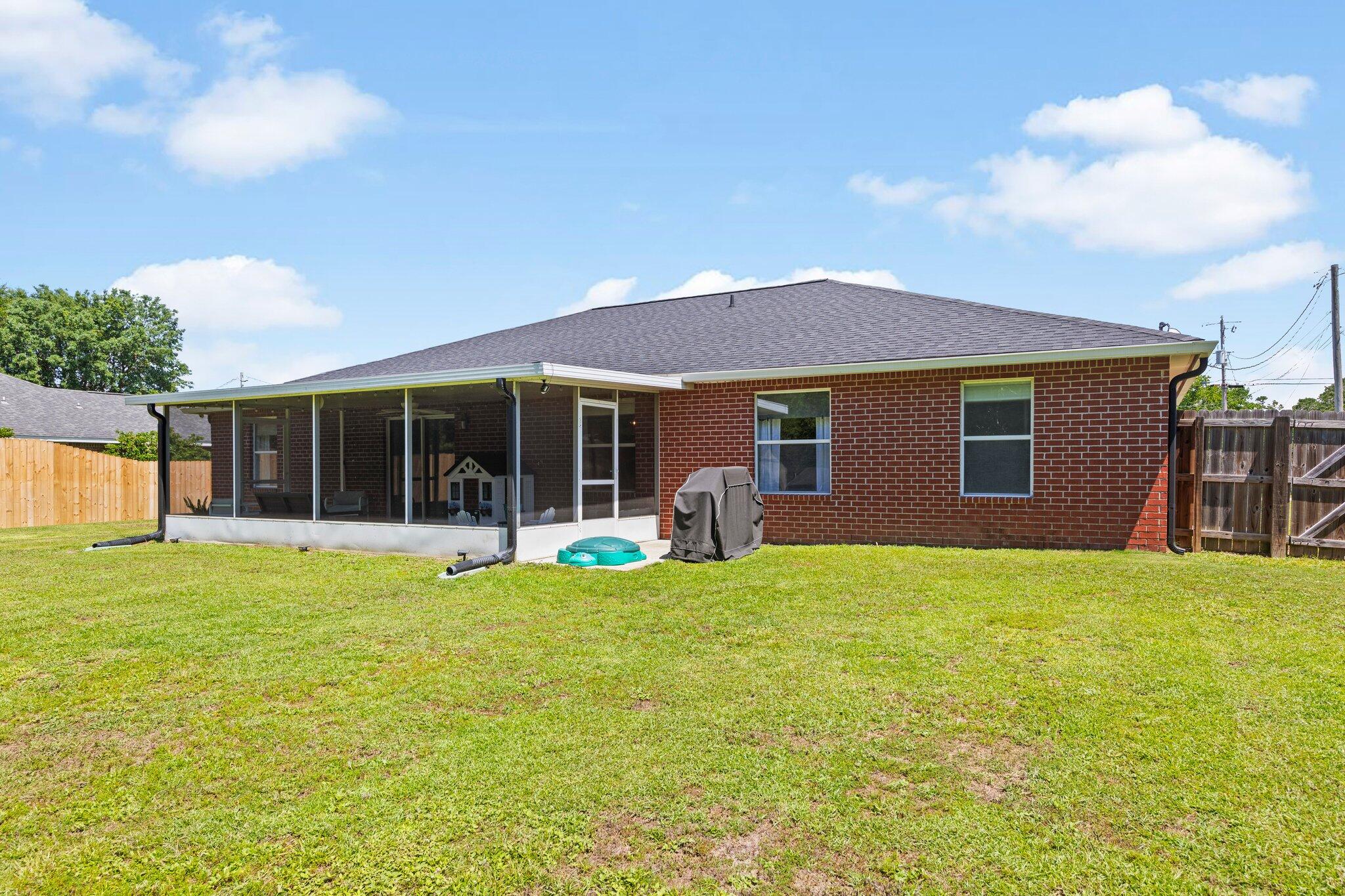 HOLLEY BY THE SEA - Residential