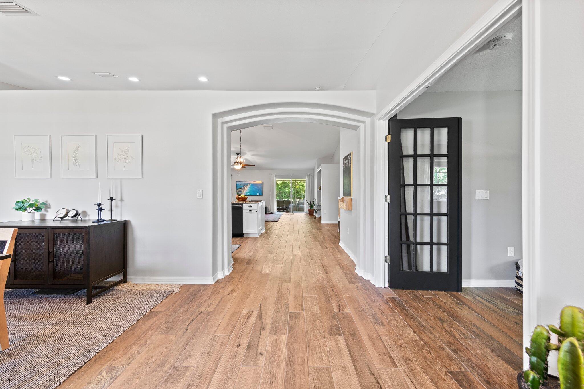 HOLLEY BY THE SEA - Residential