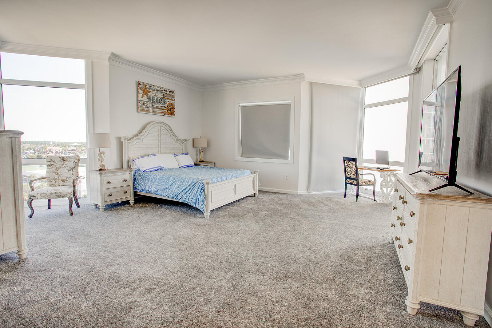 SHORELINE TOWERS EAST - REGENCY TOWERS - Residential