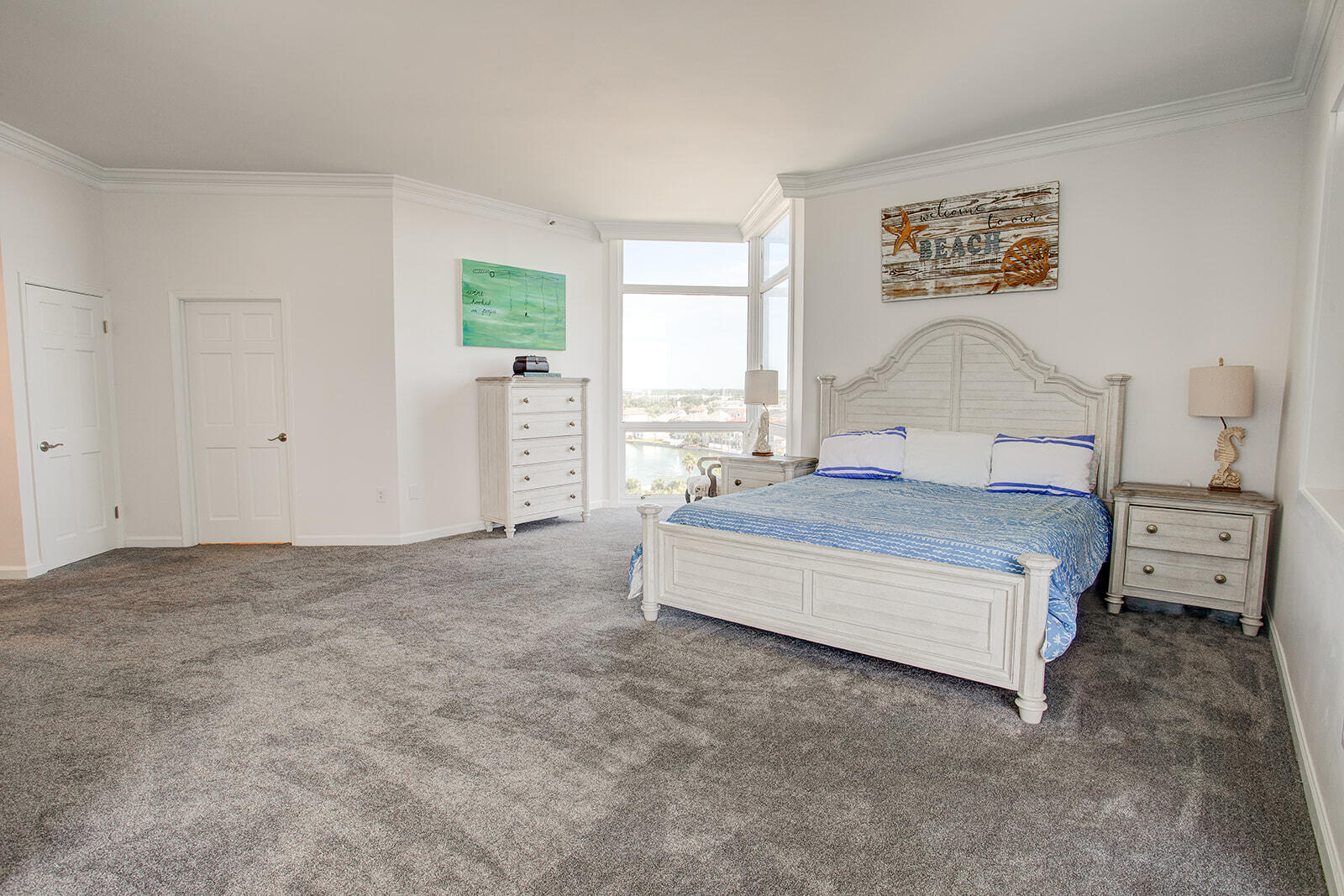 SHORELINE TOWERS EAST - REGENCY TOWERS - Residential