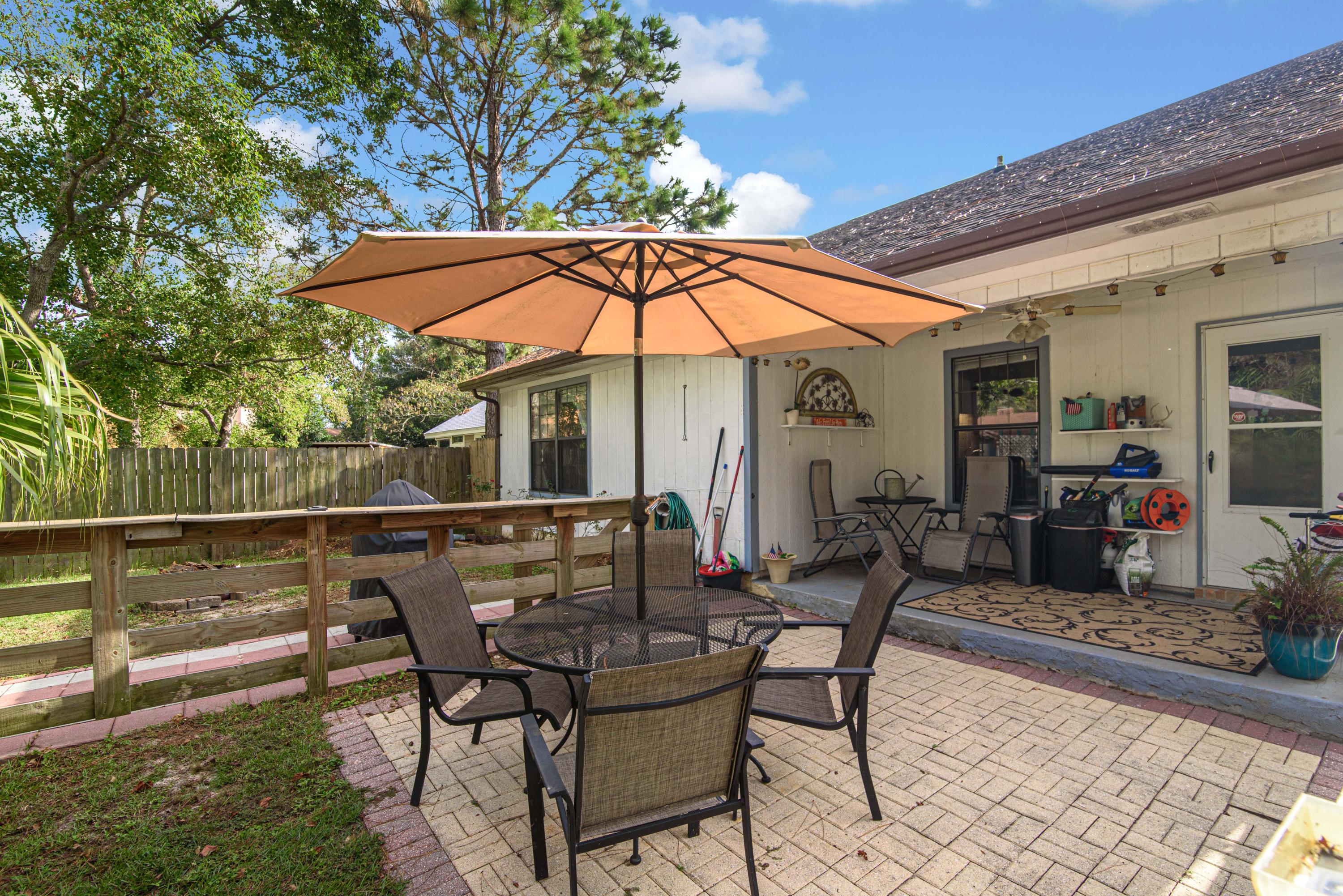 WOODLAND PARK ESTATES - Residential