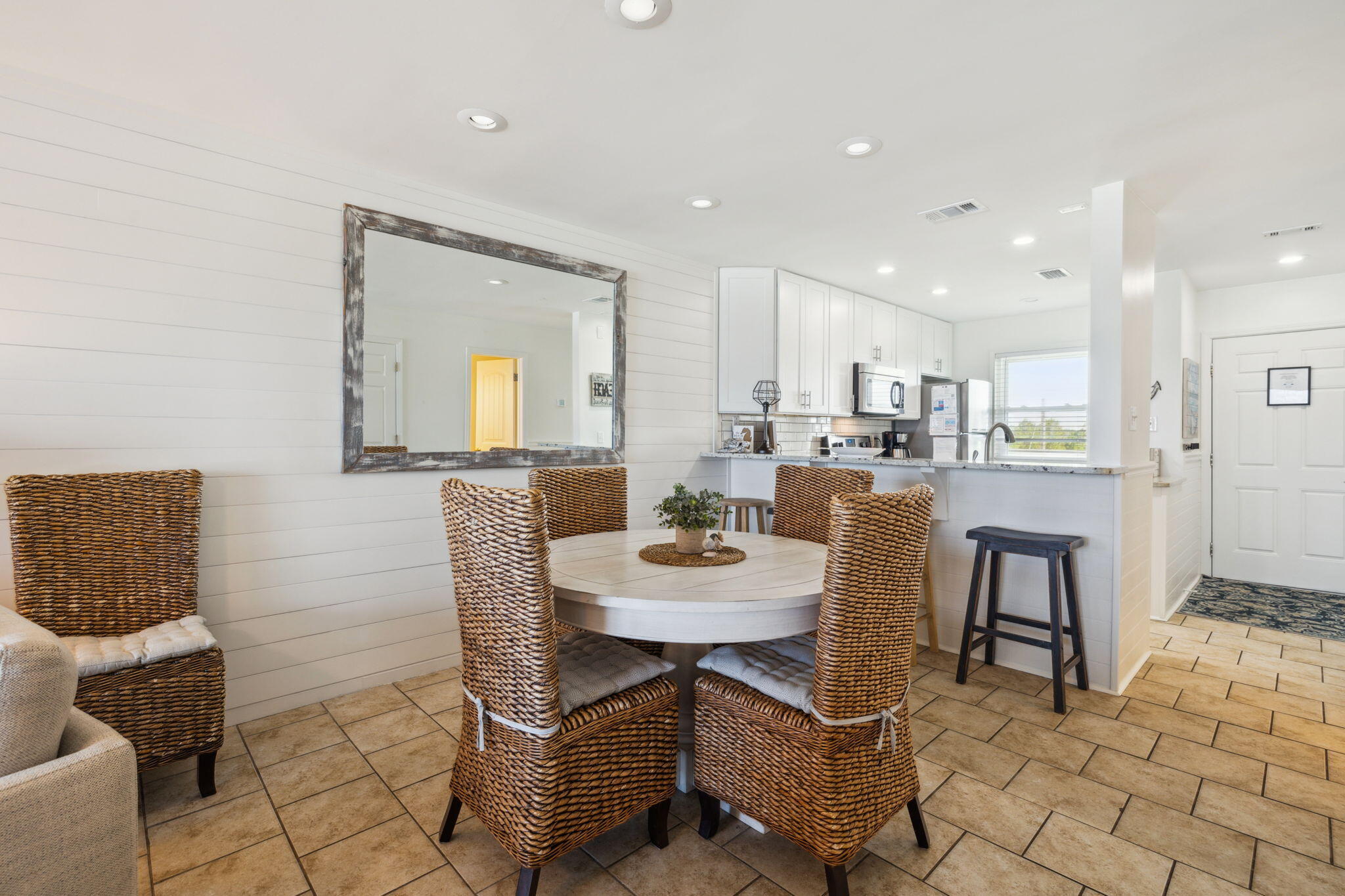 RAMSGATE HARBOUR PH 1 CONDO - Residential