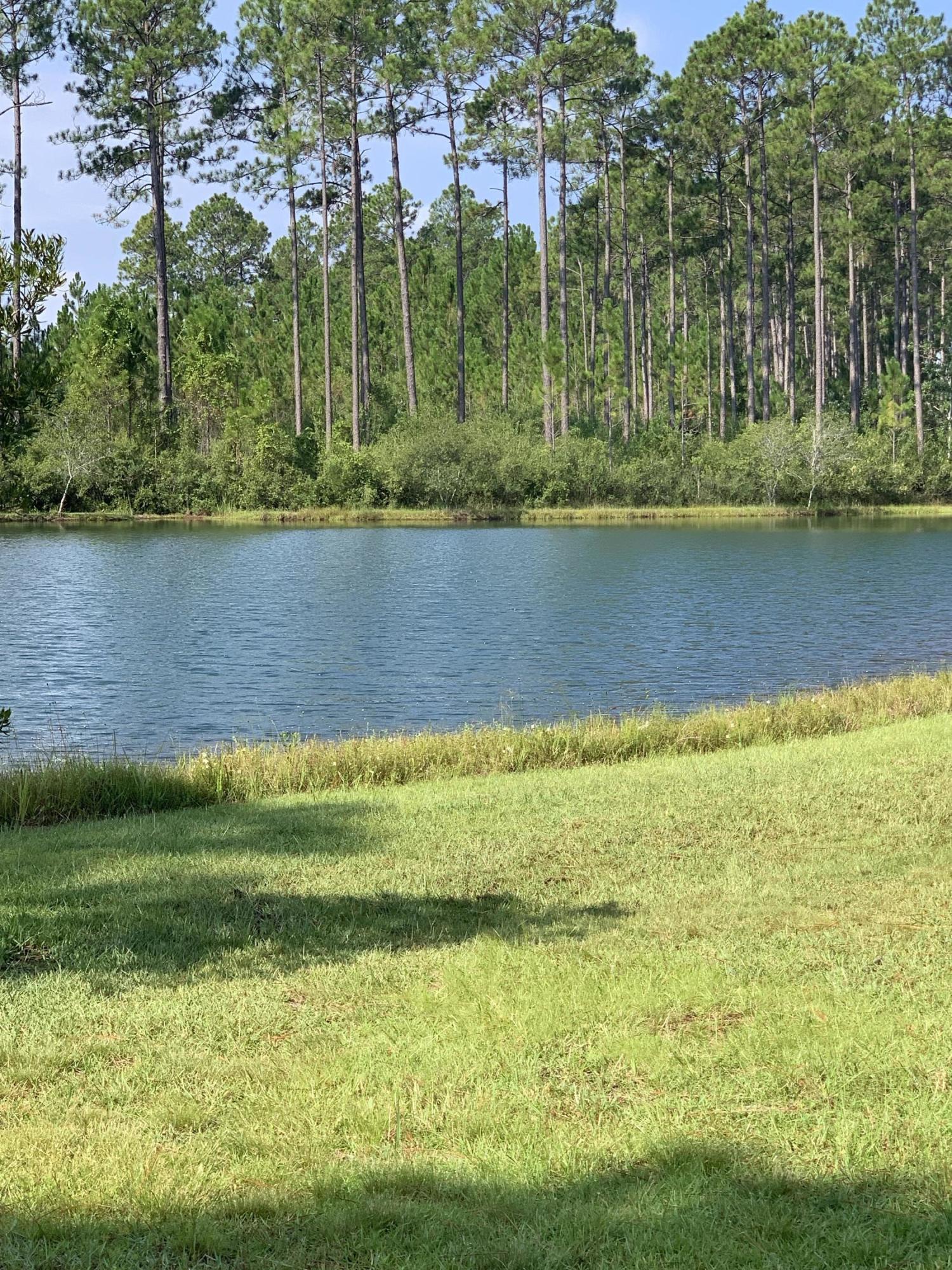 RIVERCAMPS ON CROOKED CREEK - Land