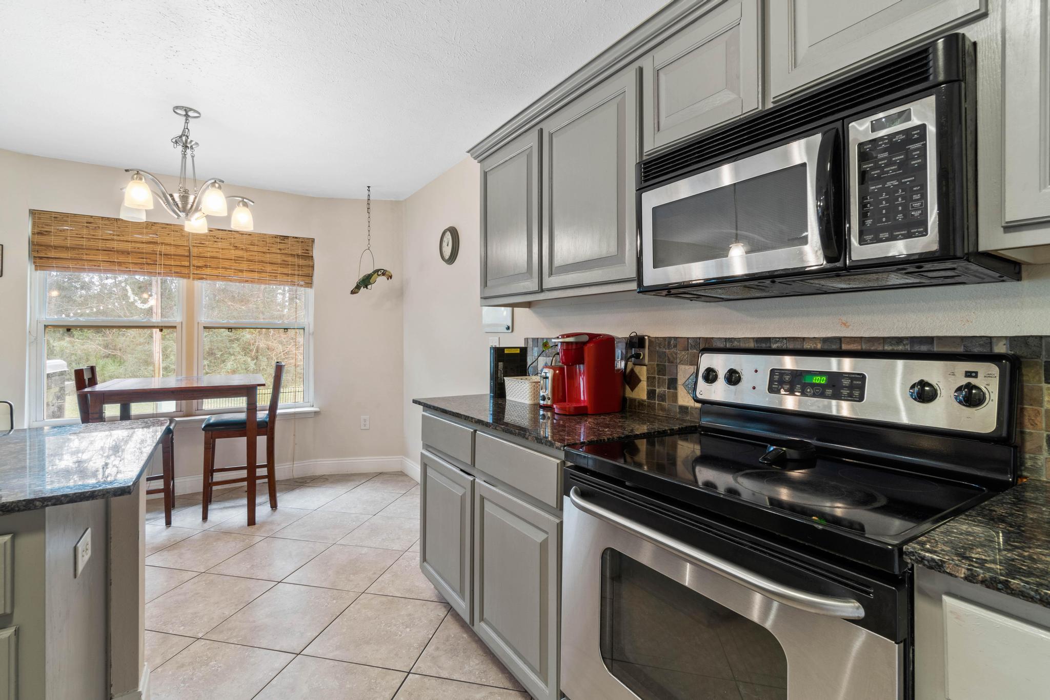 HOLLEY BY THE SEA - Residential