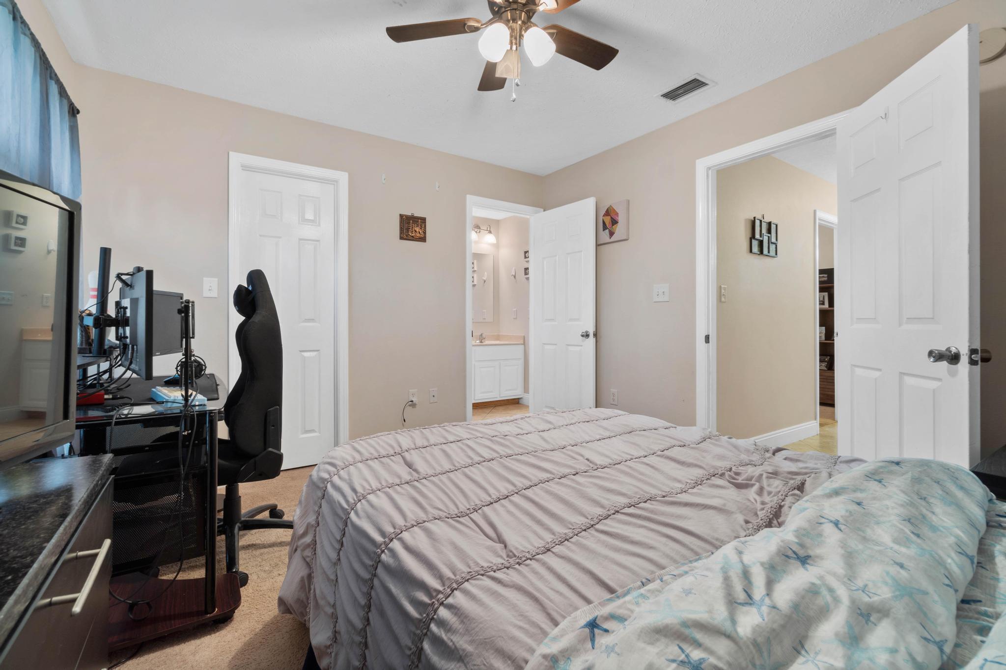 HOLLEY BY THE SEA - Residential