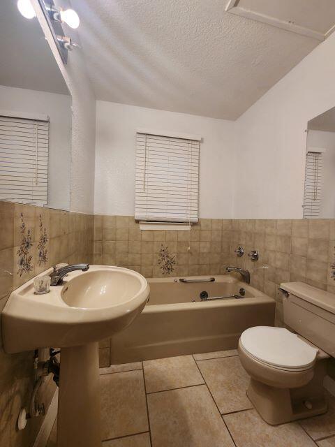 VALPARAISO PLAT 02 - Residential Lease