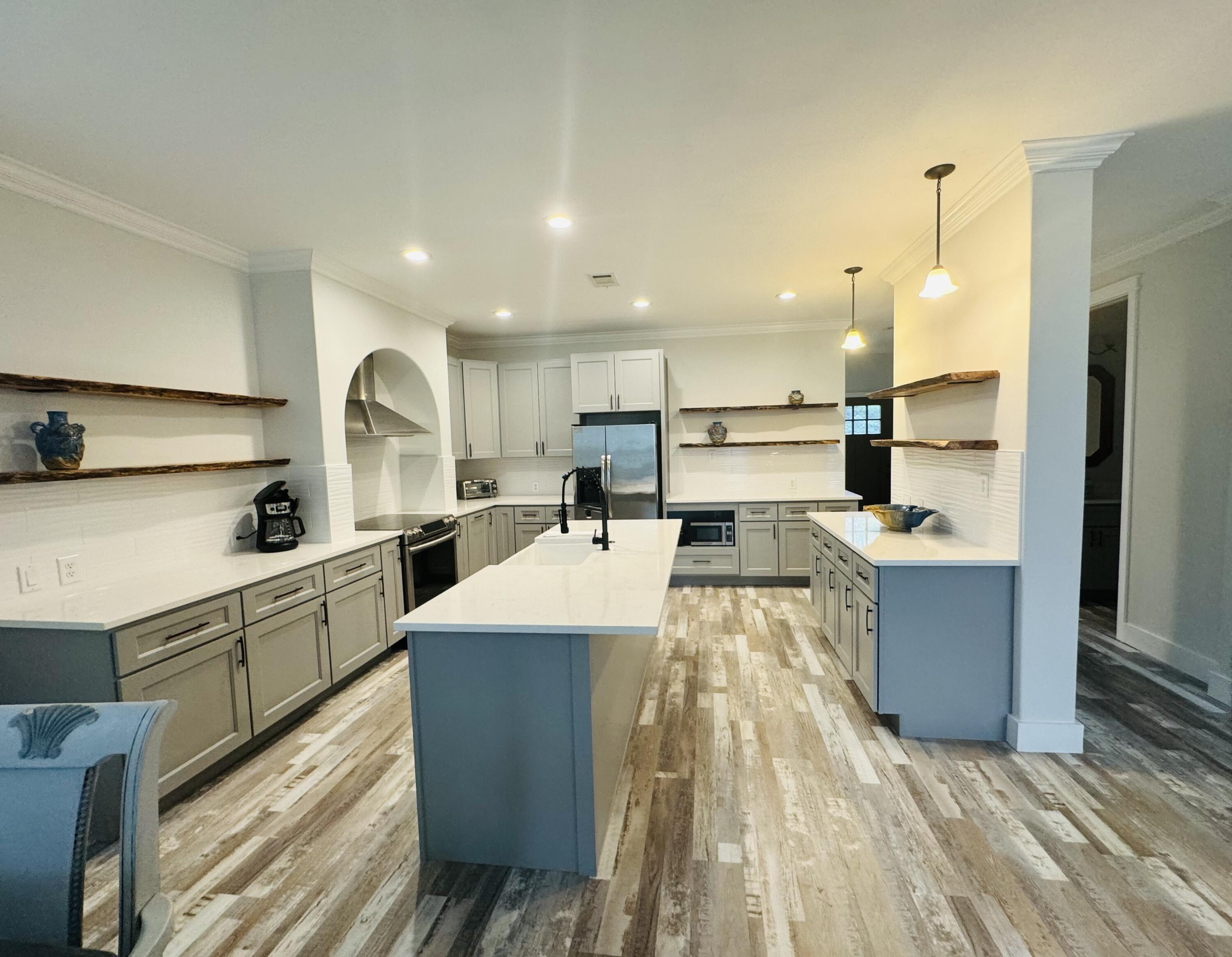 TURTLE COVE - Residential