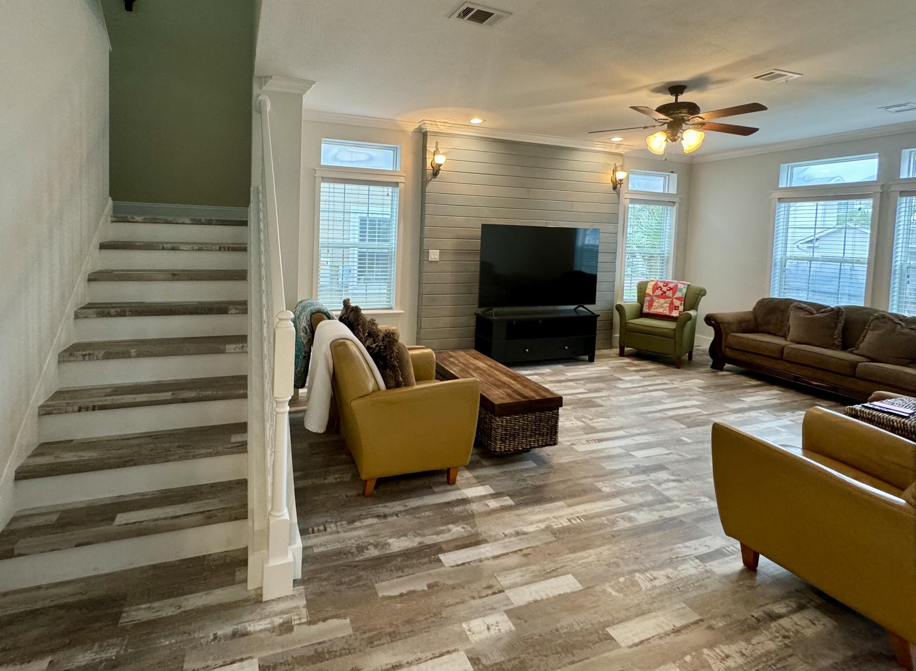 TURTLE COVE - Residential