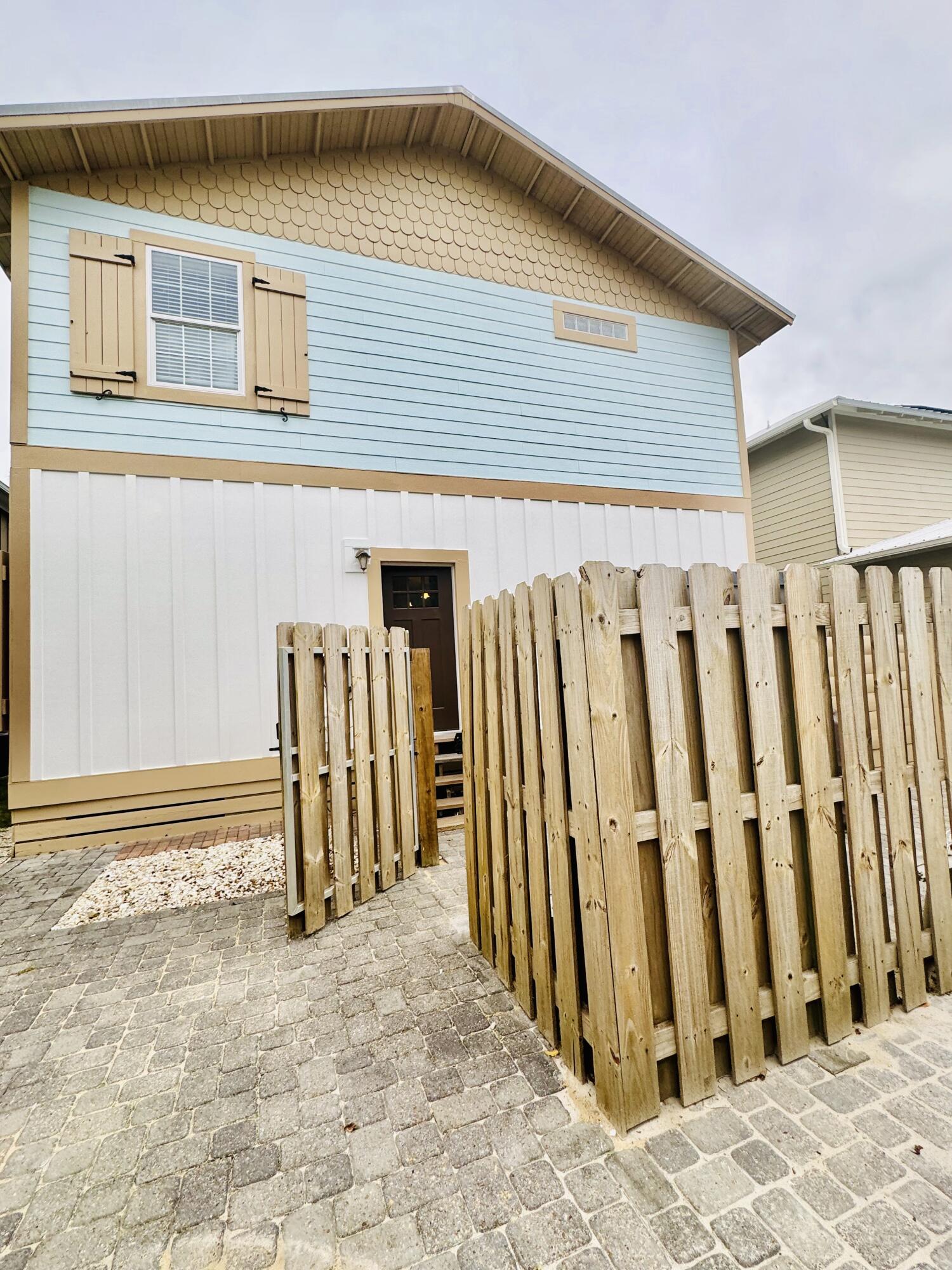 TURTLE COVE - Residential