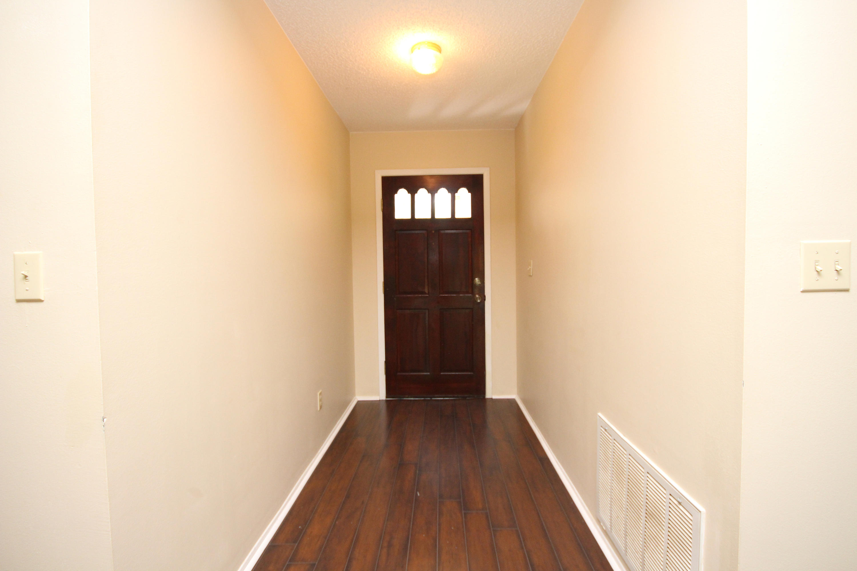 PARKWOOD LANE BLUEWATER BAY - Residential