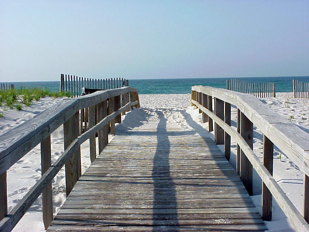 Gulf Island Condominium - Residential