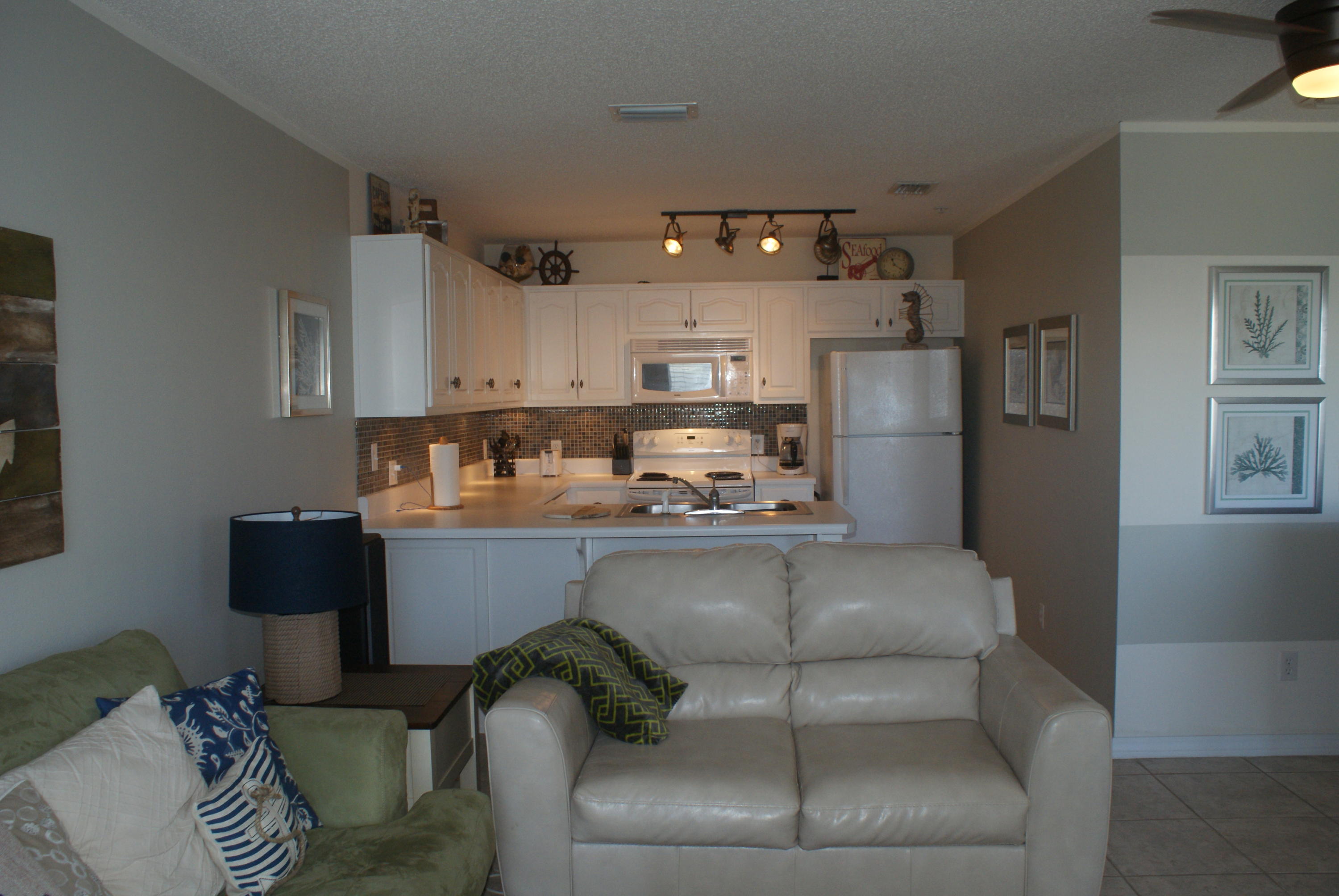 Gulf Island Condominium - Residential