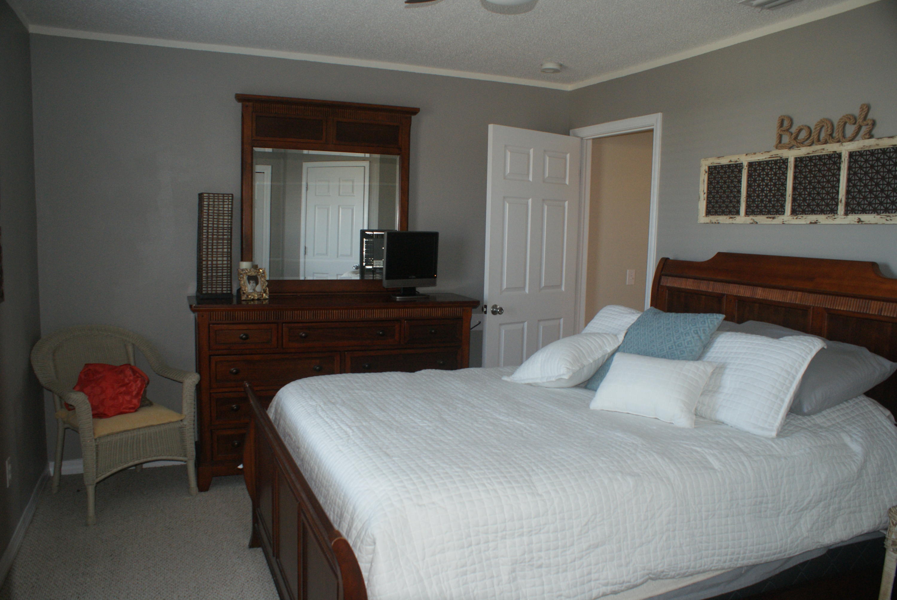 Gulf Island Condominium - Residential