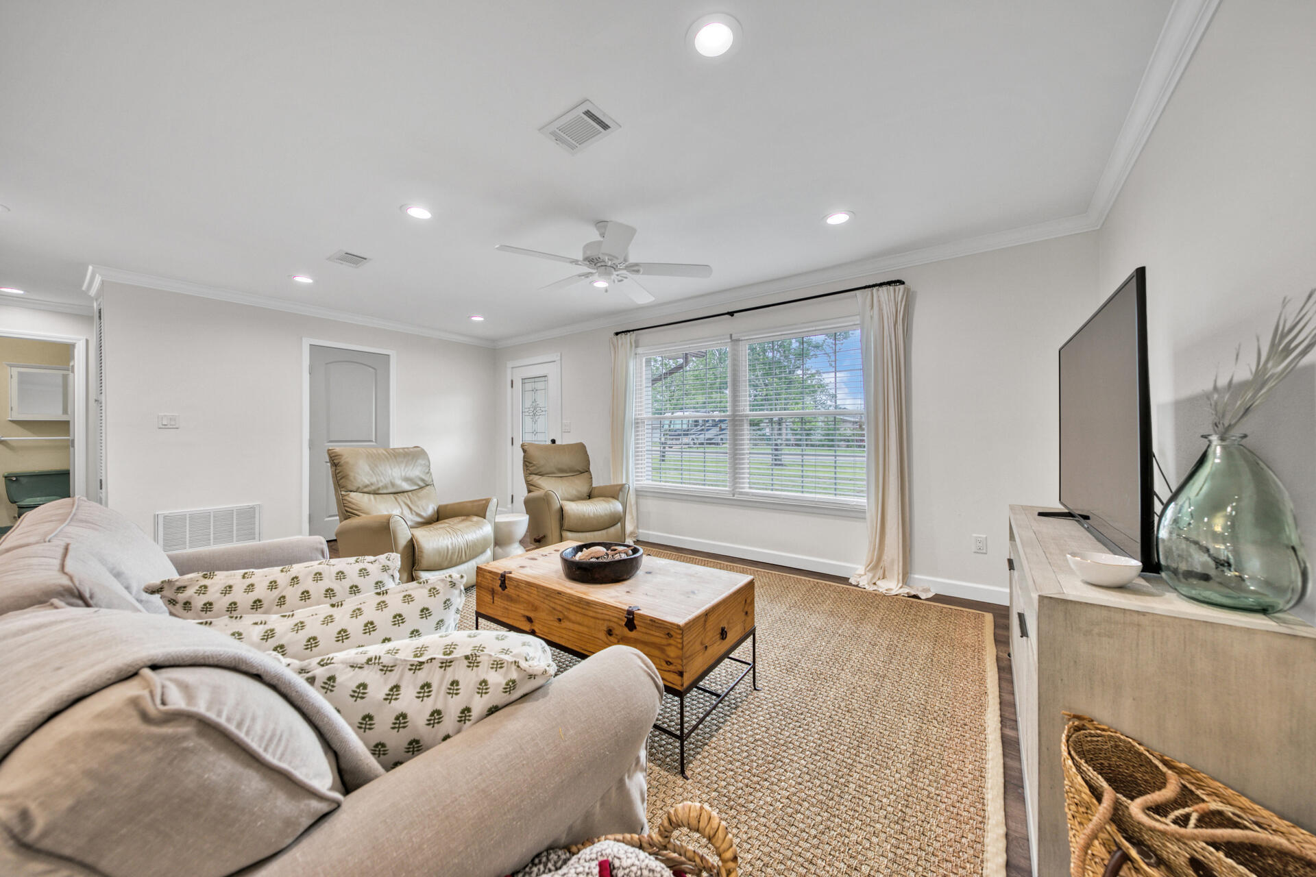 MIDPINES - Residential