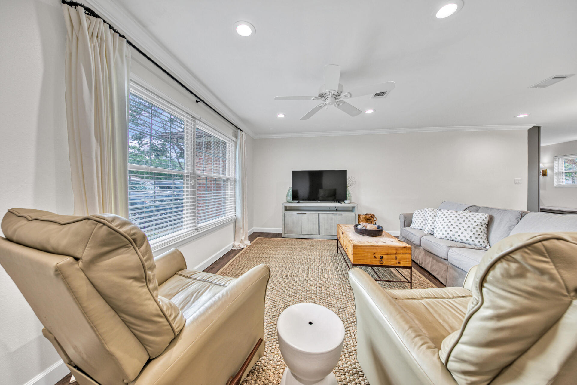 MIDPINES - Residential