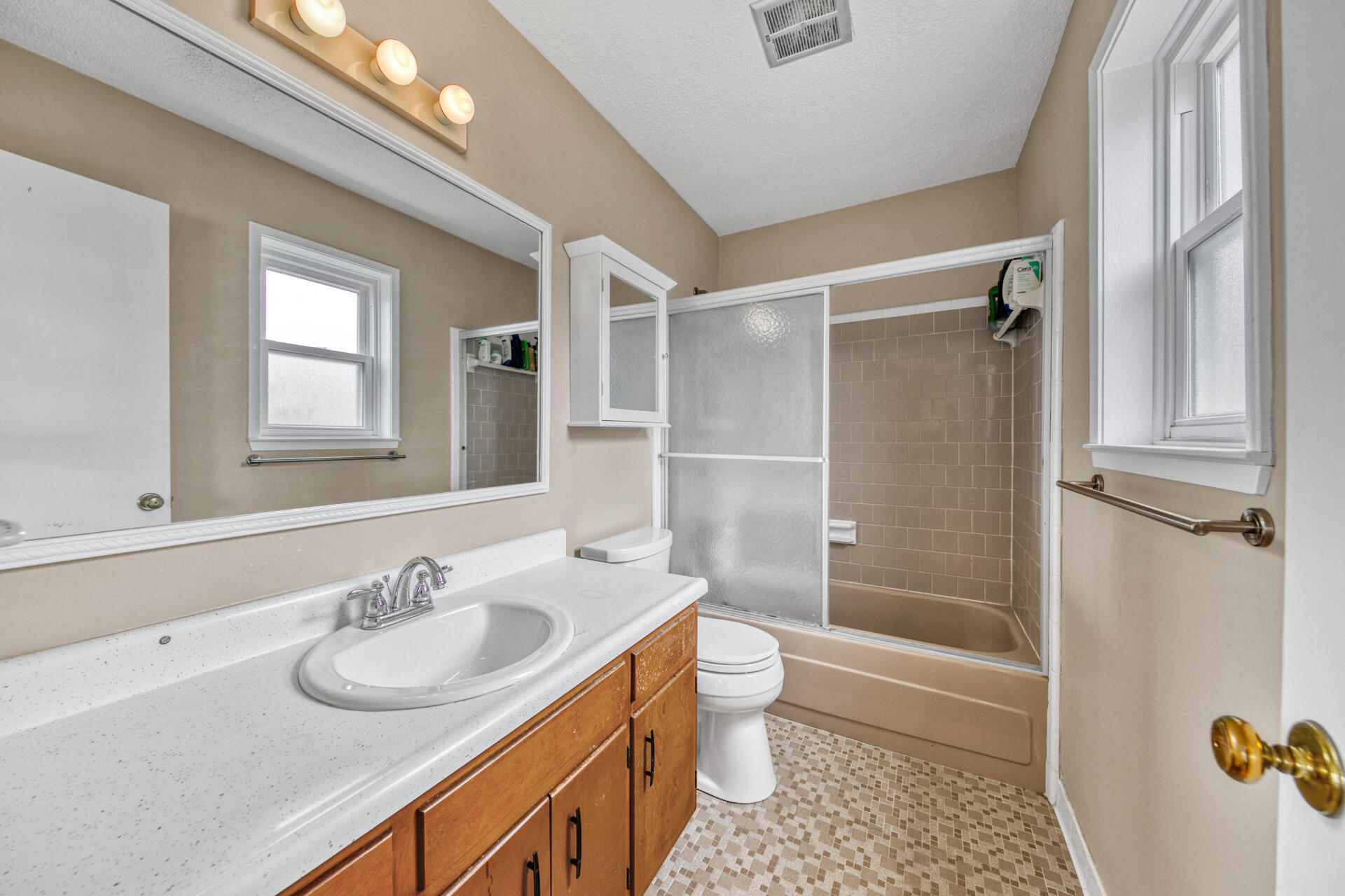 MIDPINES - Residential