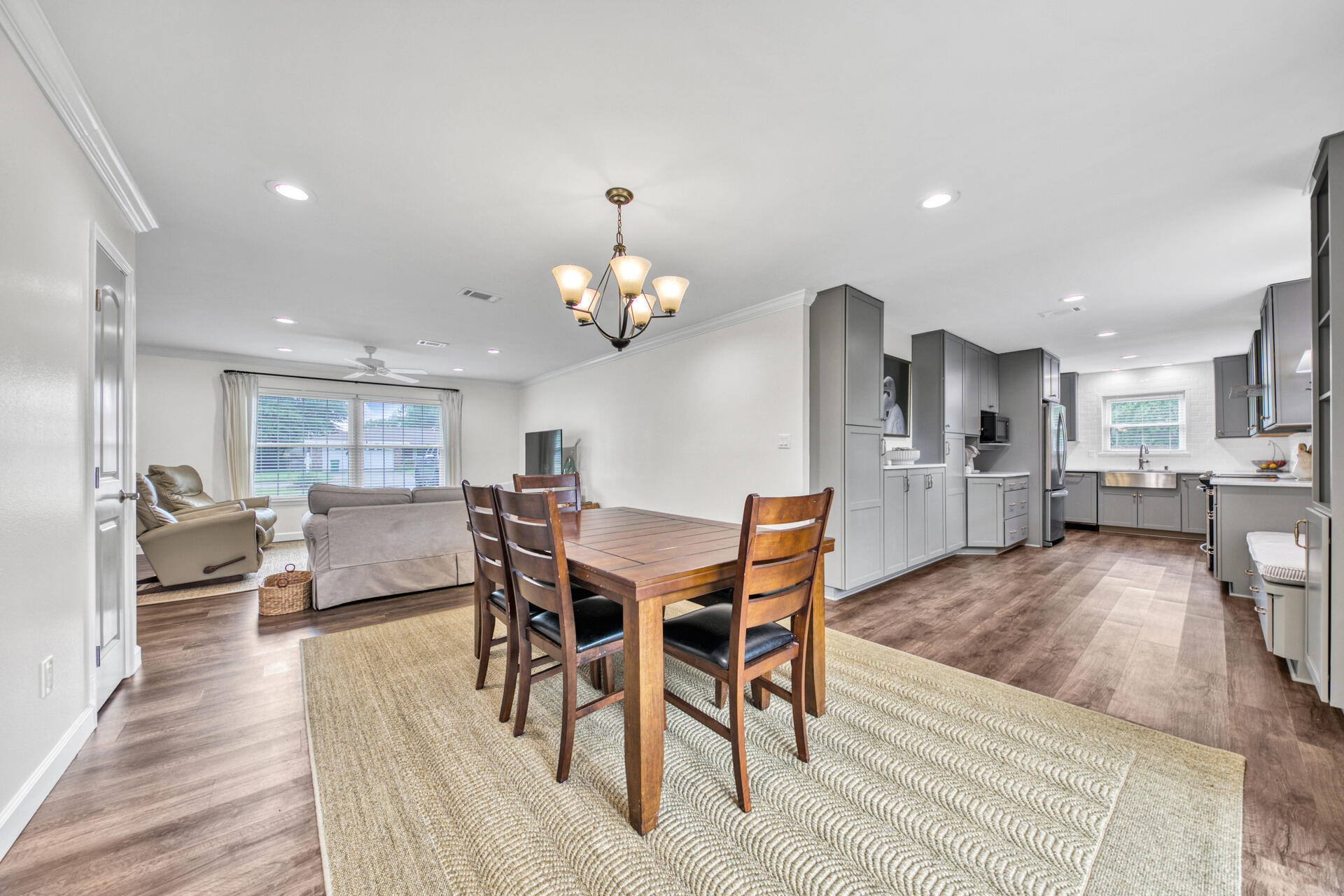 MIDPINES - Residential