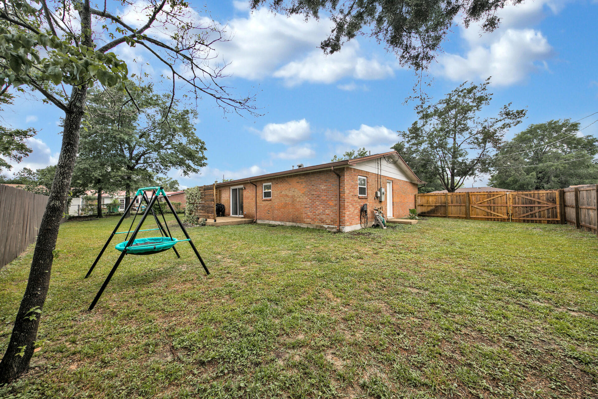 MIDPINES - Residential