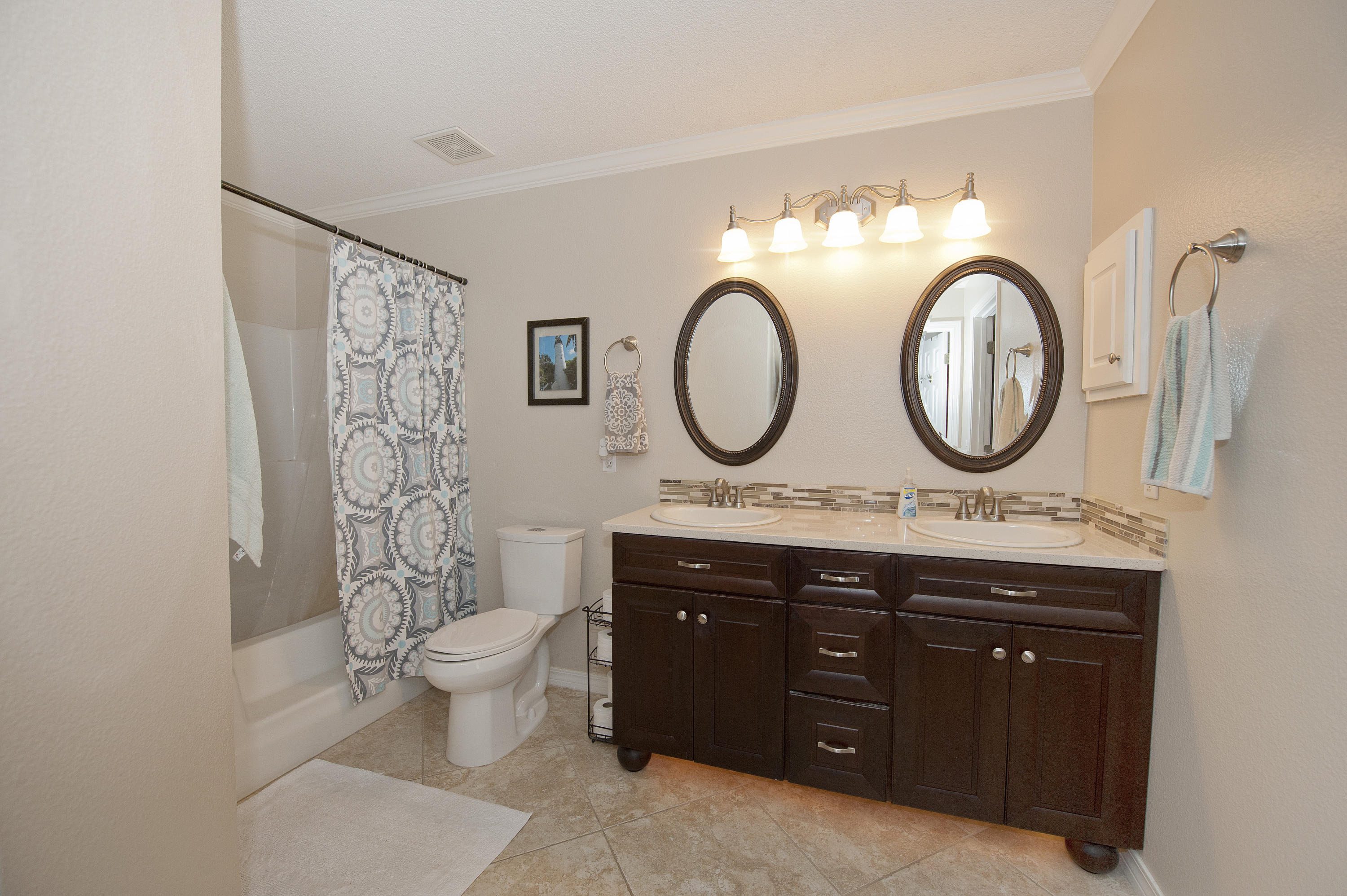 EMERALD VILLAGE S/D - Residential