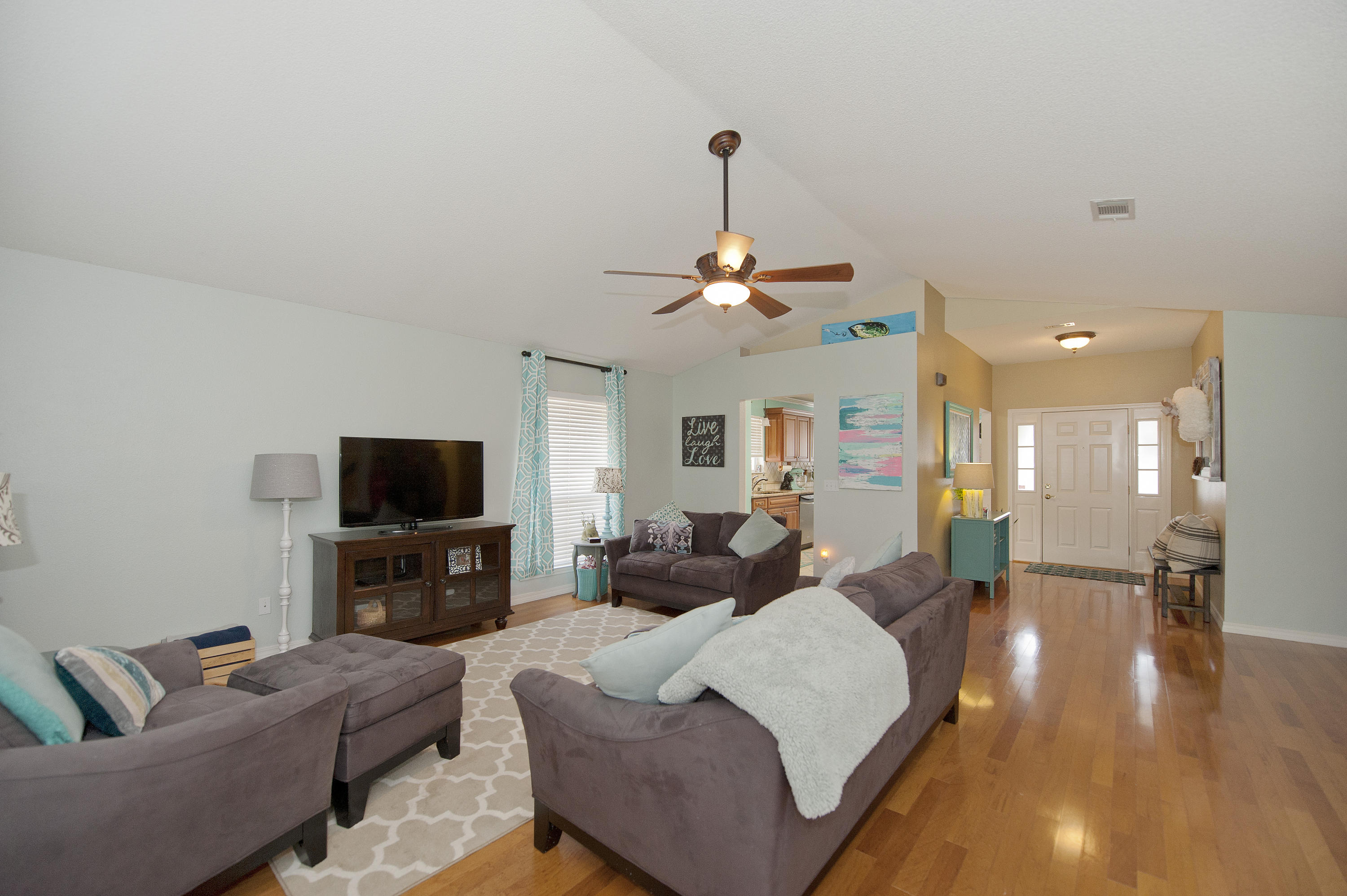 EMERALD VILLAGE S/D - Residential