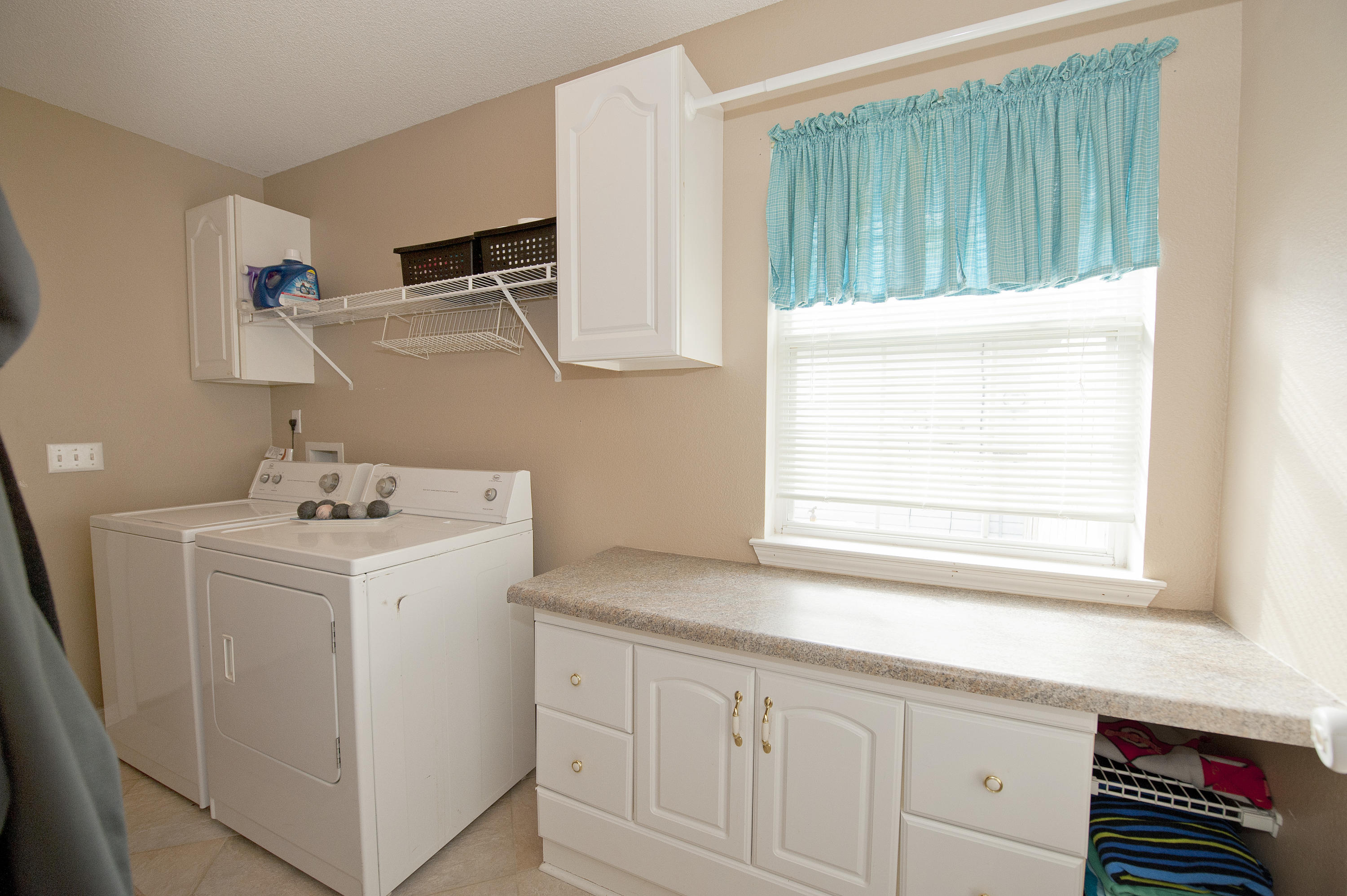 EMERALD VILLAGE S/D - Residential