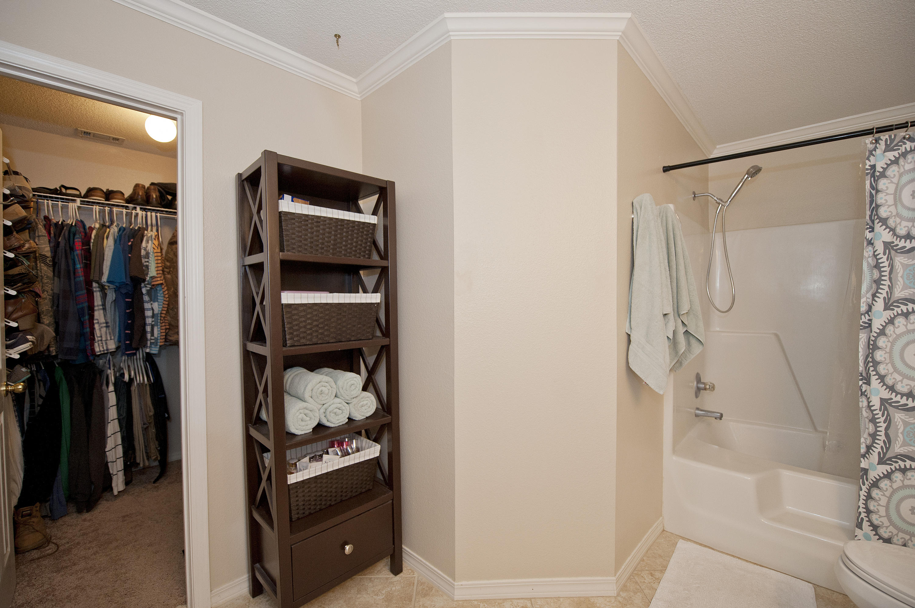 EMERALD VILLAGE S/D - Residential