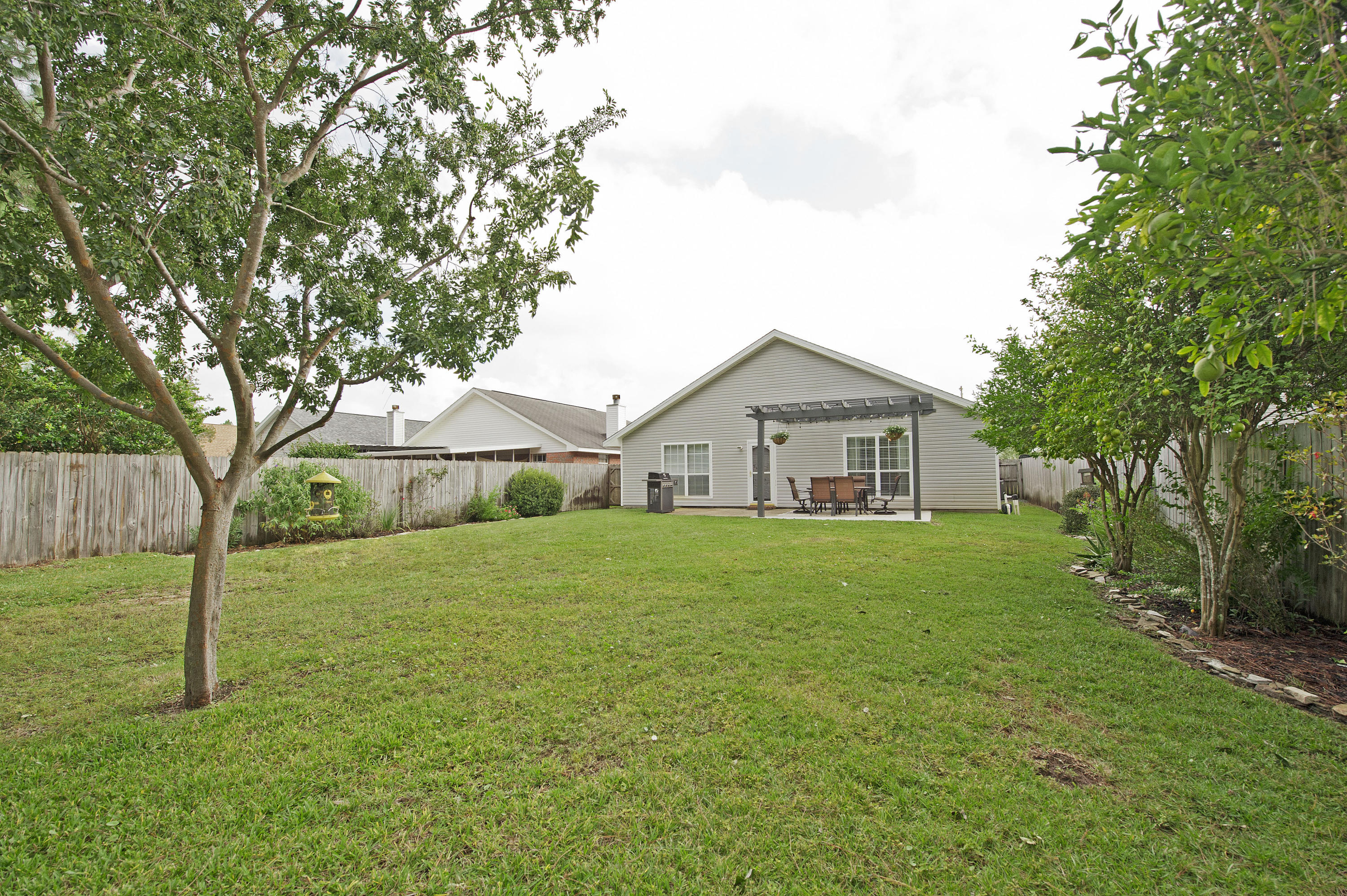 EMERALD VILLAGE S/D - Residential