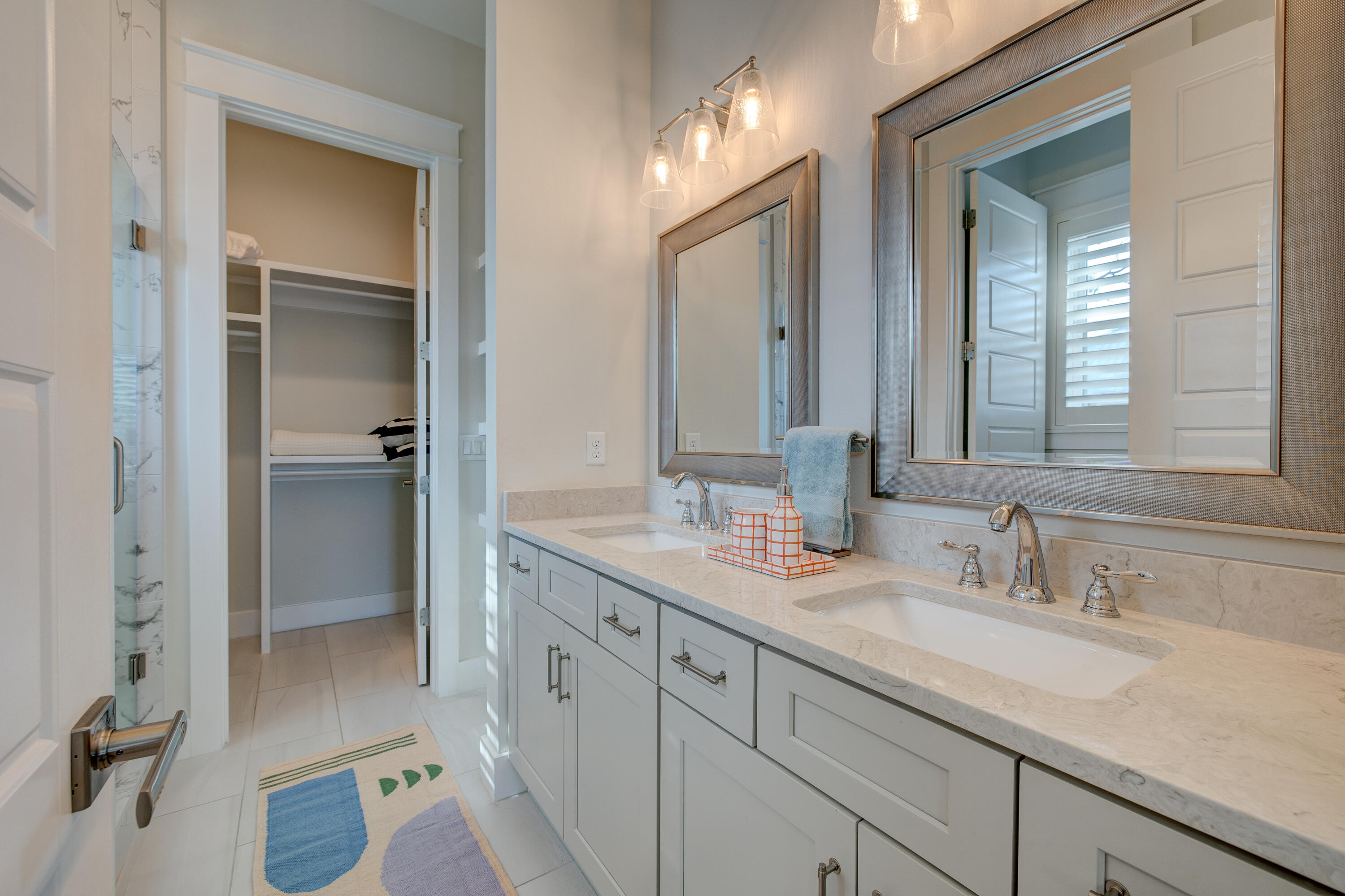 HIGHLAND PARKS - Residential