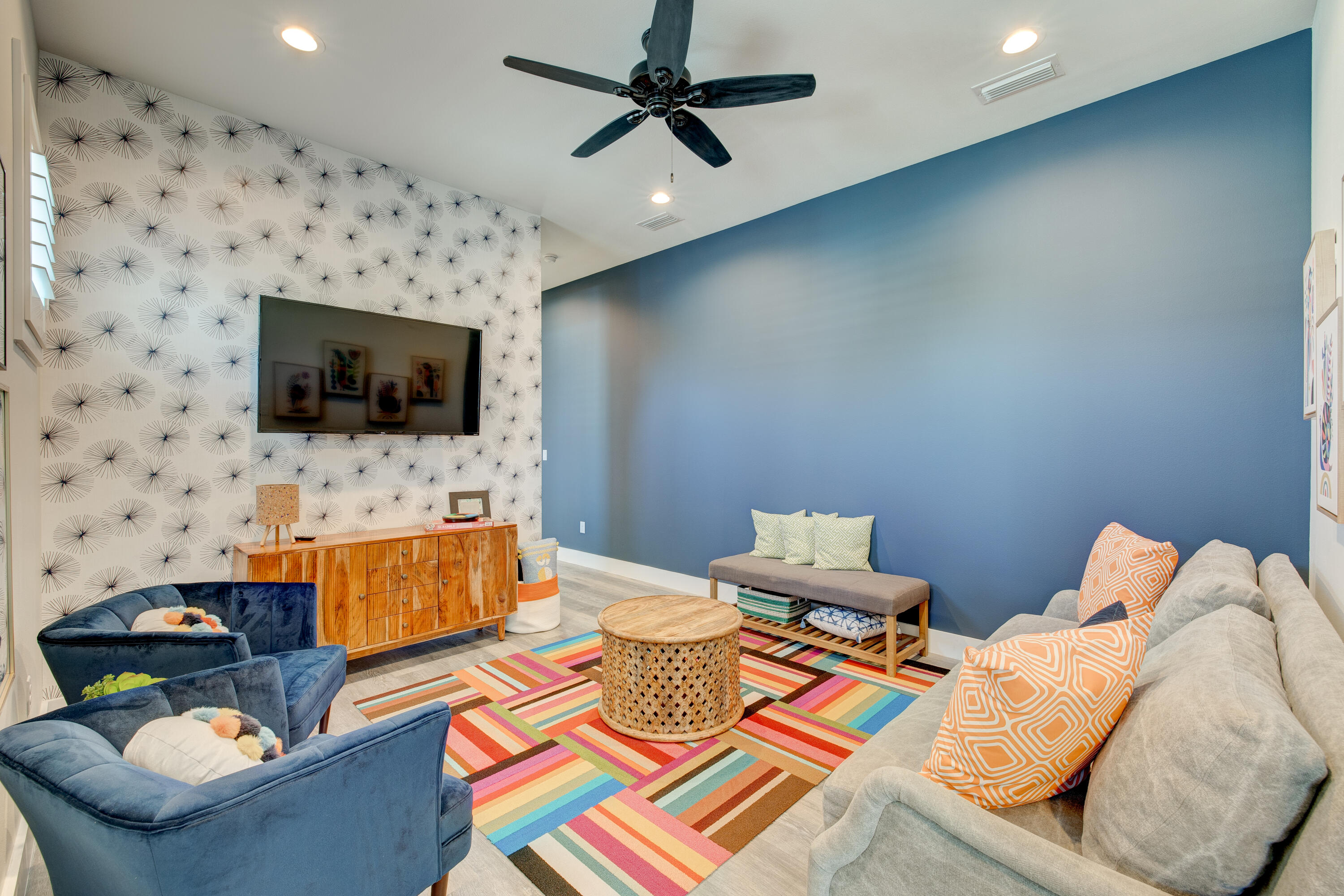 HIGHLAND PARKS - Residential