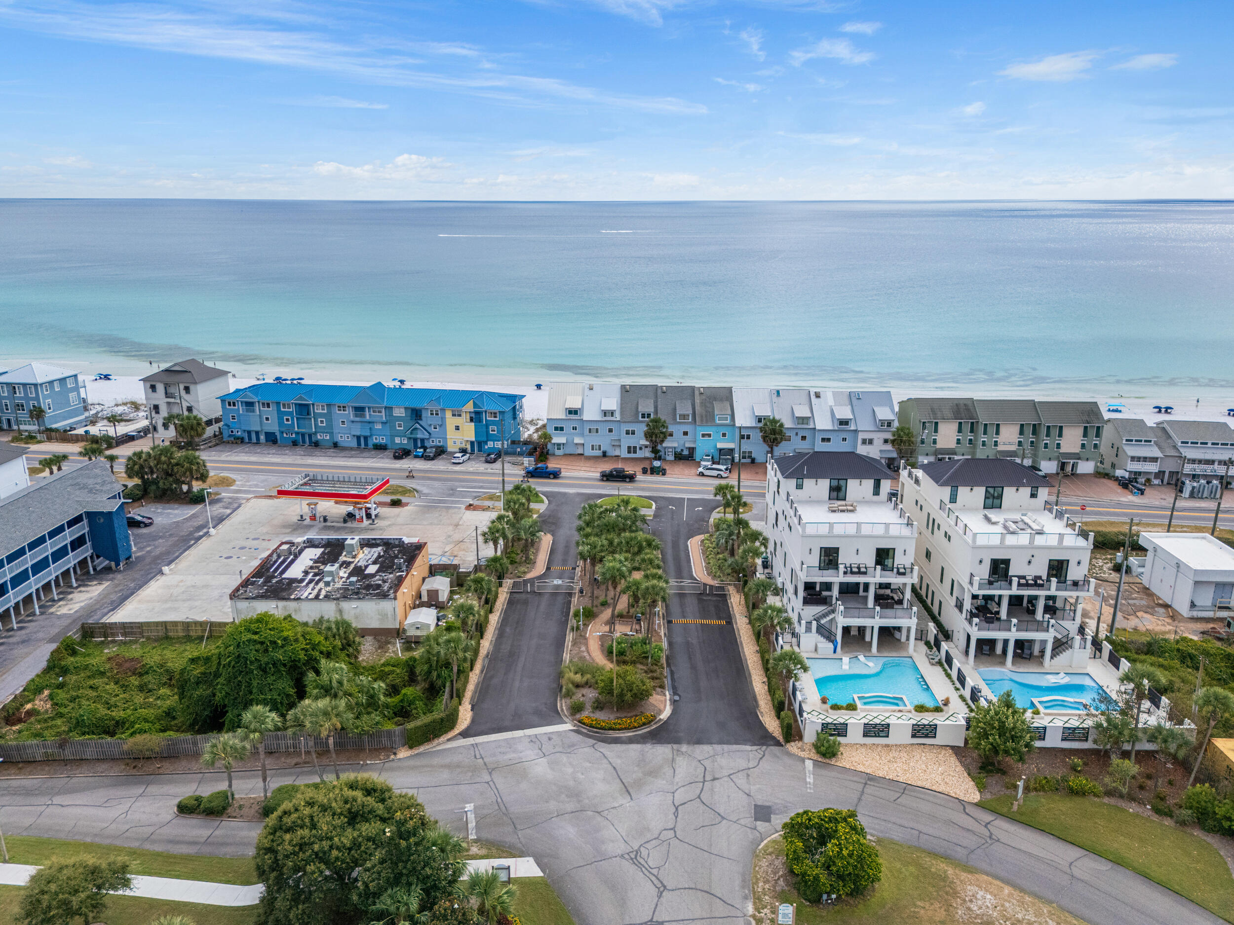 SEASCAPE CONDO GARDEN VILLA - Residential