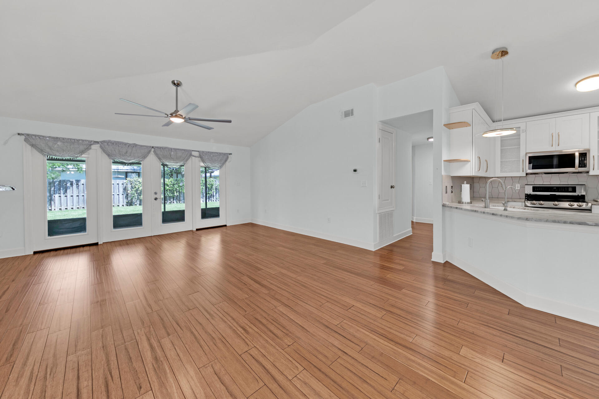 DRIFTWOOD ESTATES - Residential