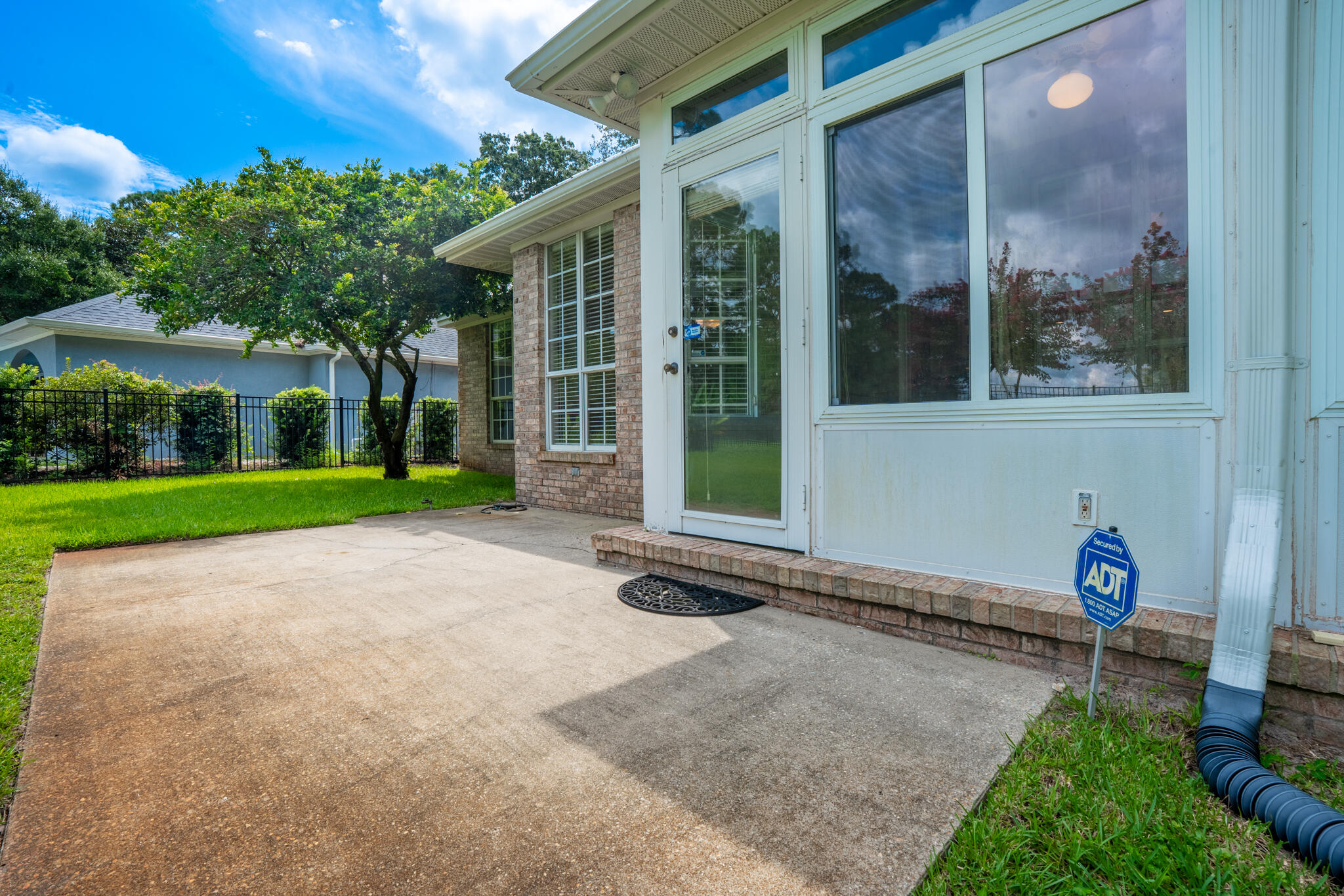 ST ANDREW VILLAGE W - Residential
