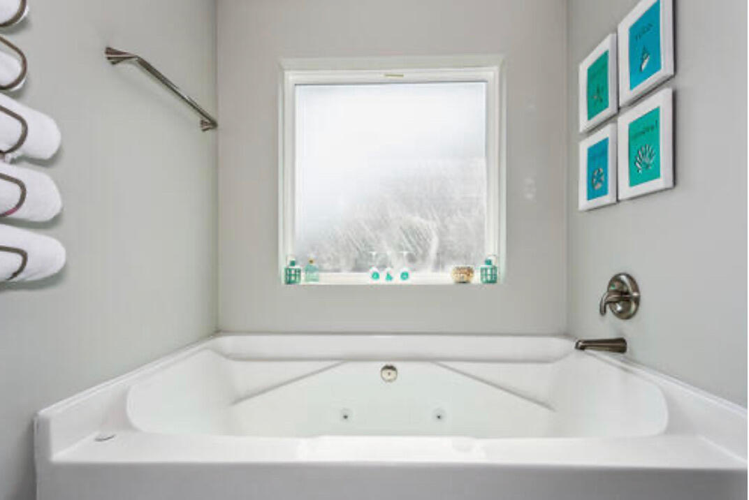 NAVARRE FIRST ADD - Residential