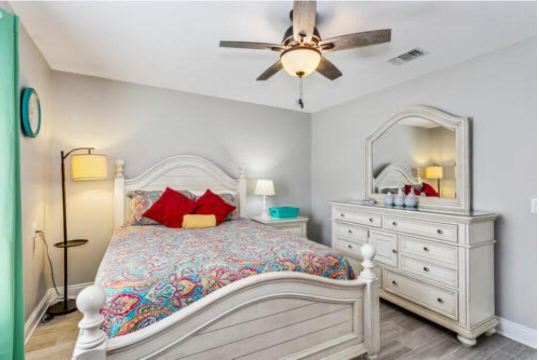 NAVARRE FIRST ADD - Residential