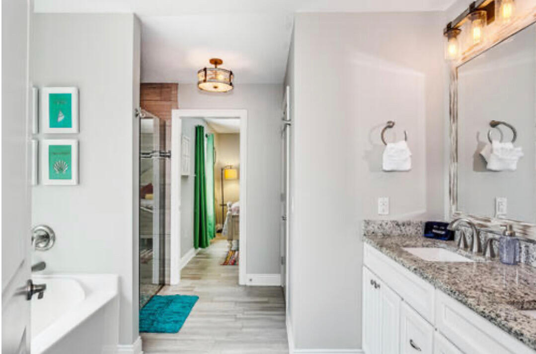 NAVARRE FIRST ADD - Residential