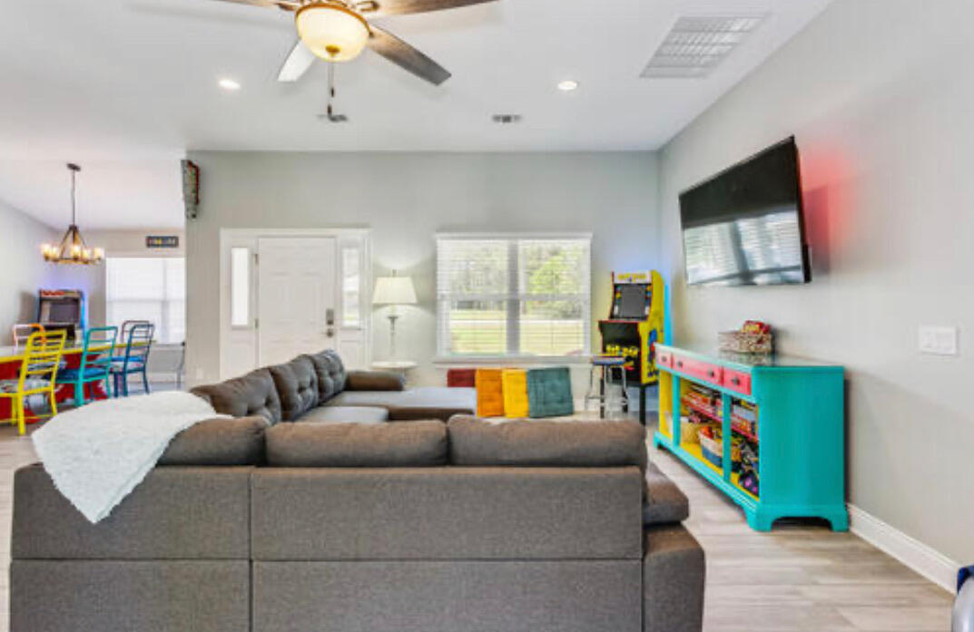 NAVARRE FIRST ADD - Residential