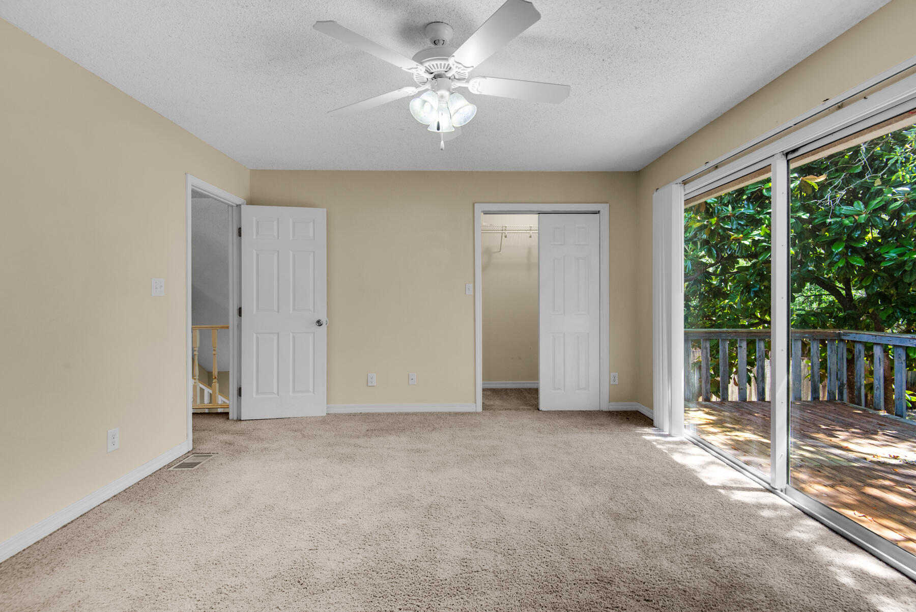 CRESCENT SHORES - Residential Lease