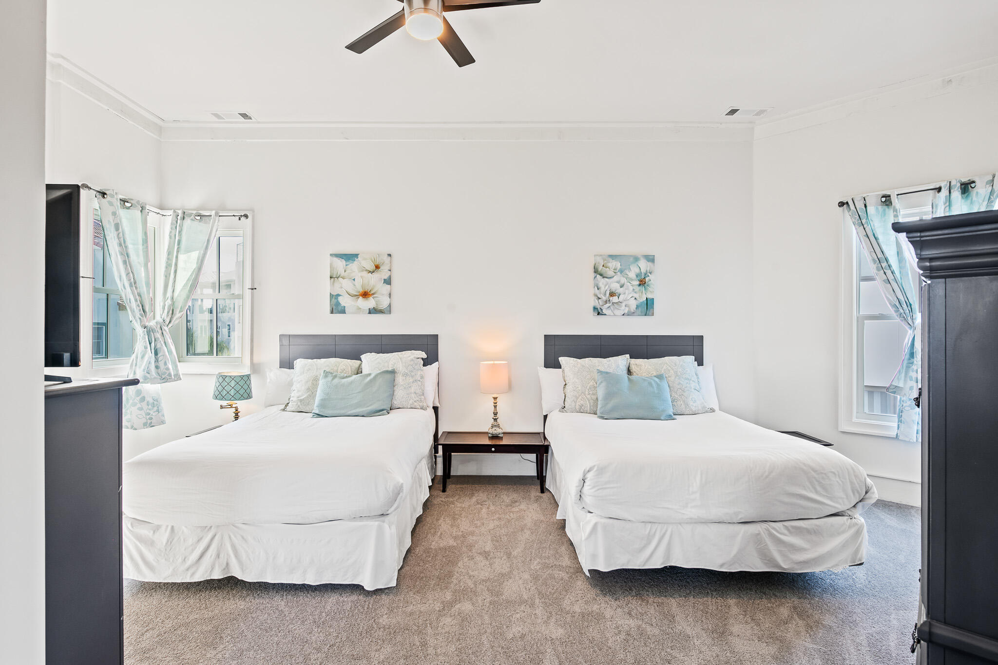 SECLUSION DUNES - Residential