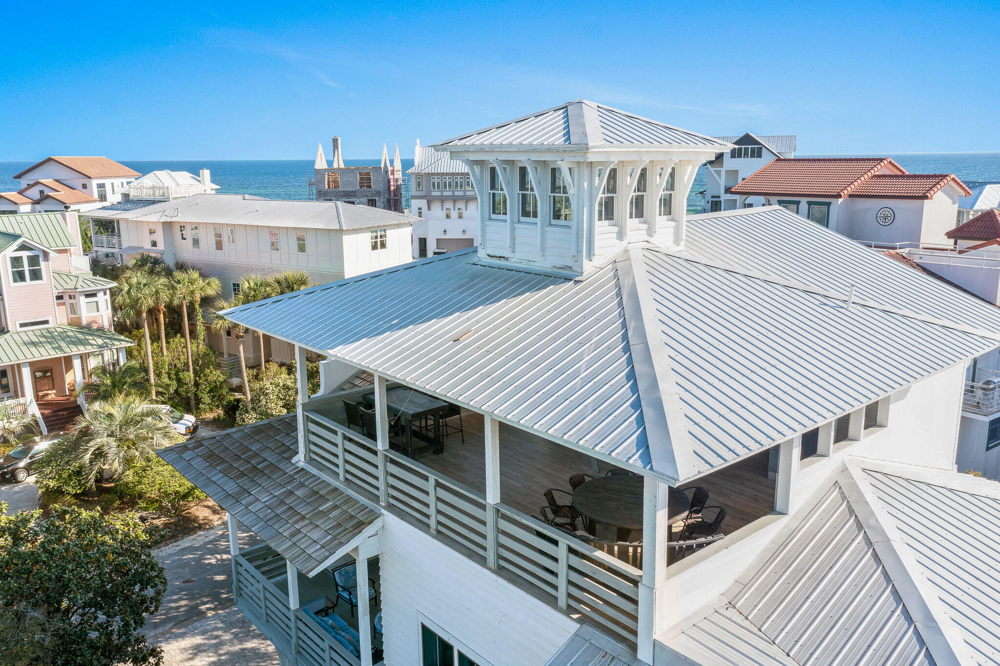 SECLUSION DUNES - Residential