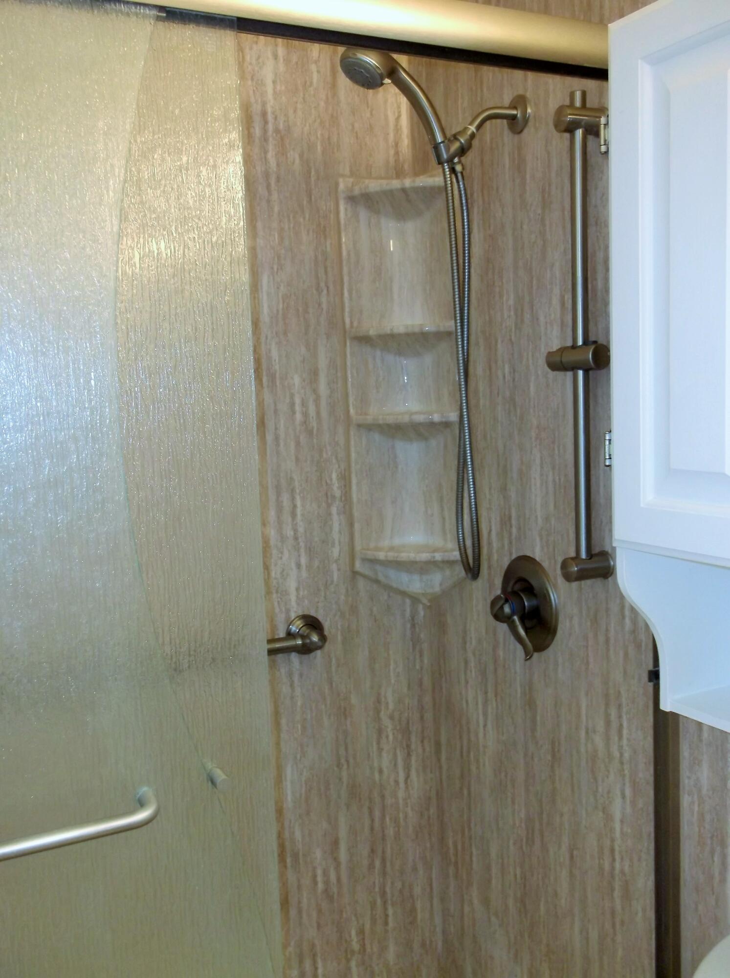 OAKLAND HEIGHTS - Residential