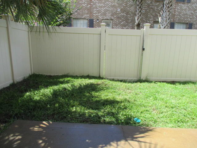 RESERVE POINTE - Residential Lease