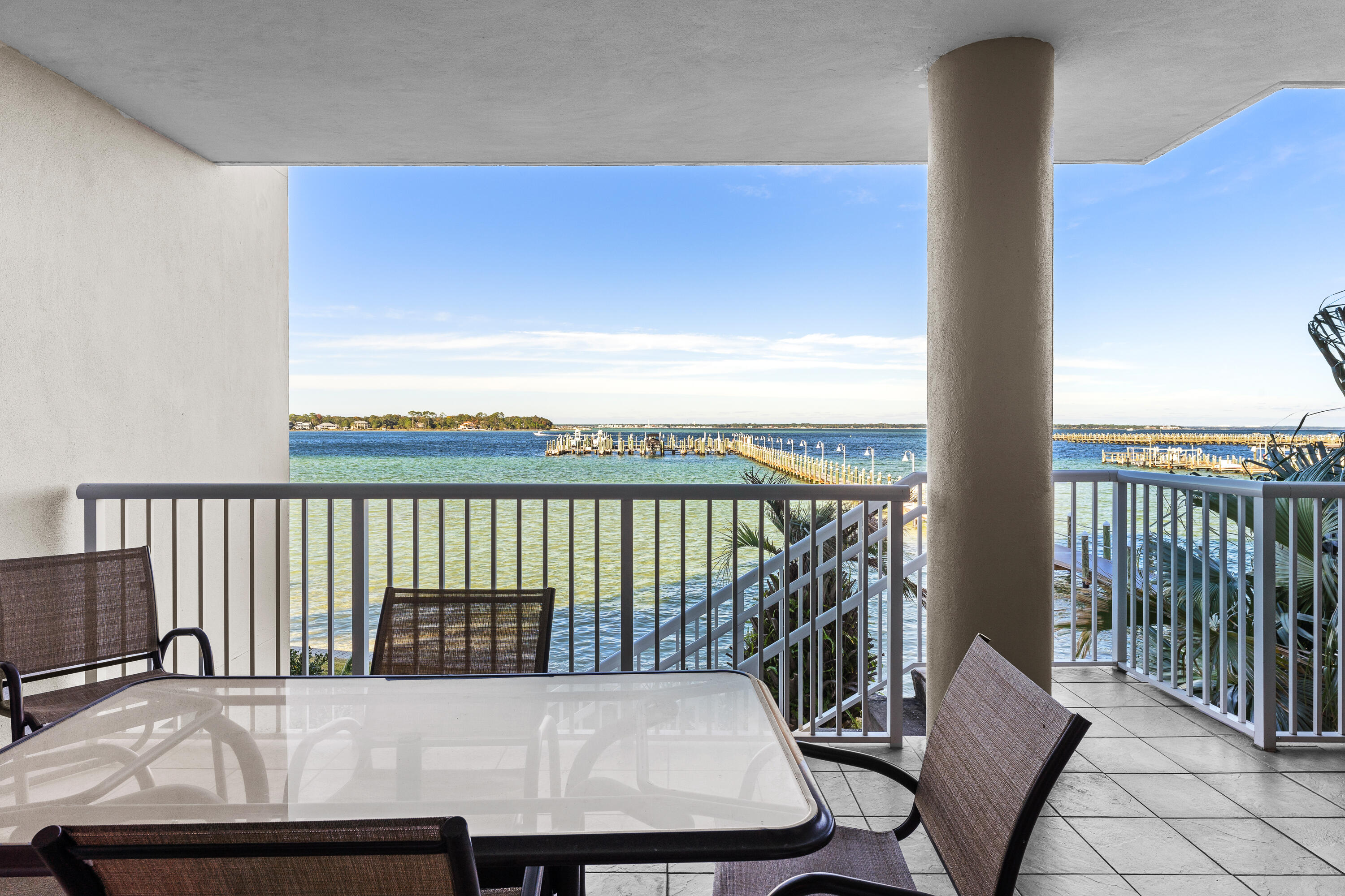 DESTIN WEST BEACH AND BAY RESORT OSPREY - Residential