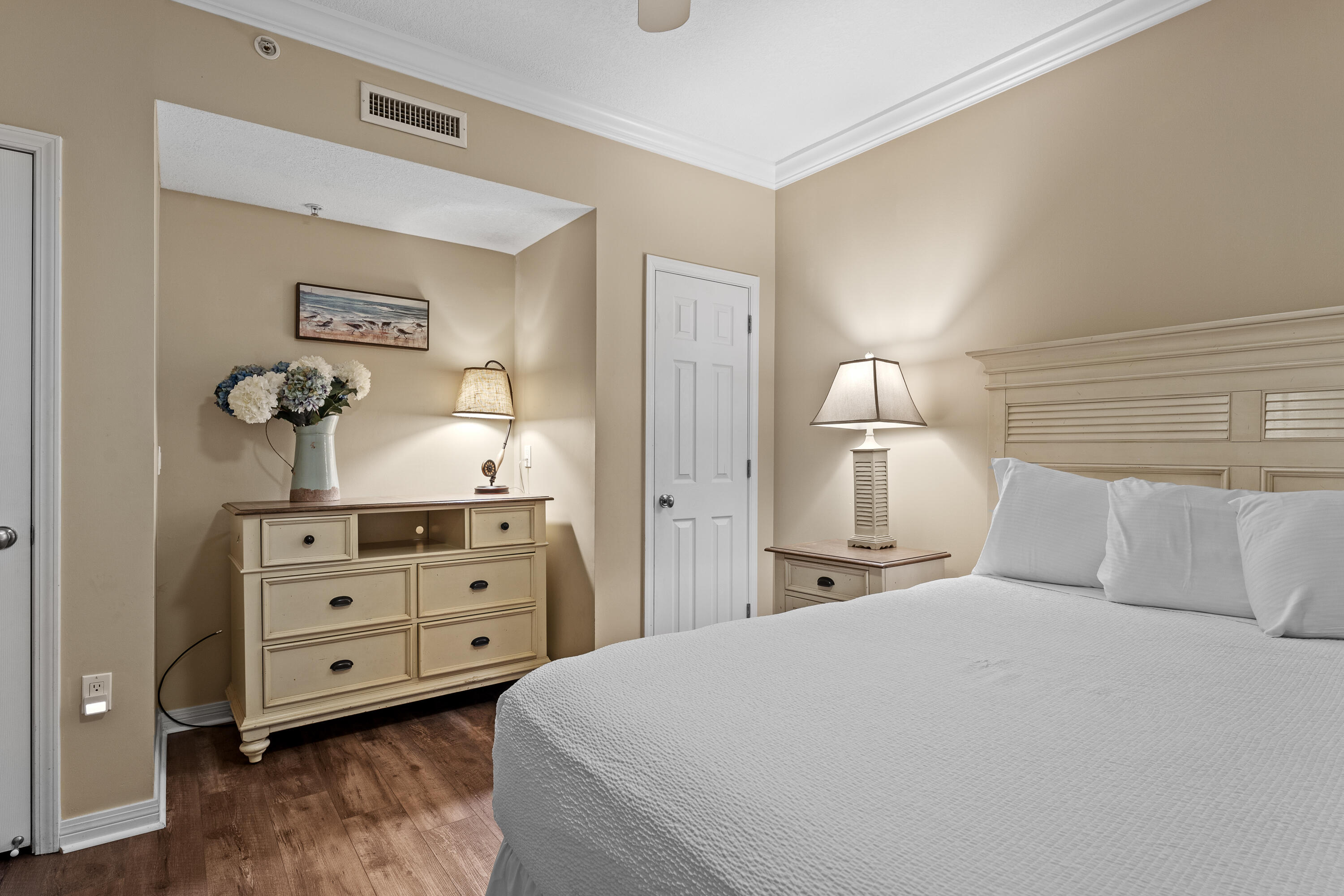 DESTIN WEST BEACH AND BAY RESORT OSPREY - Residential